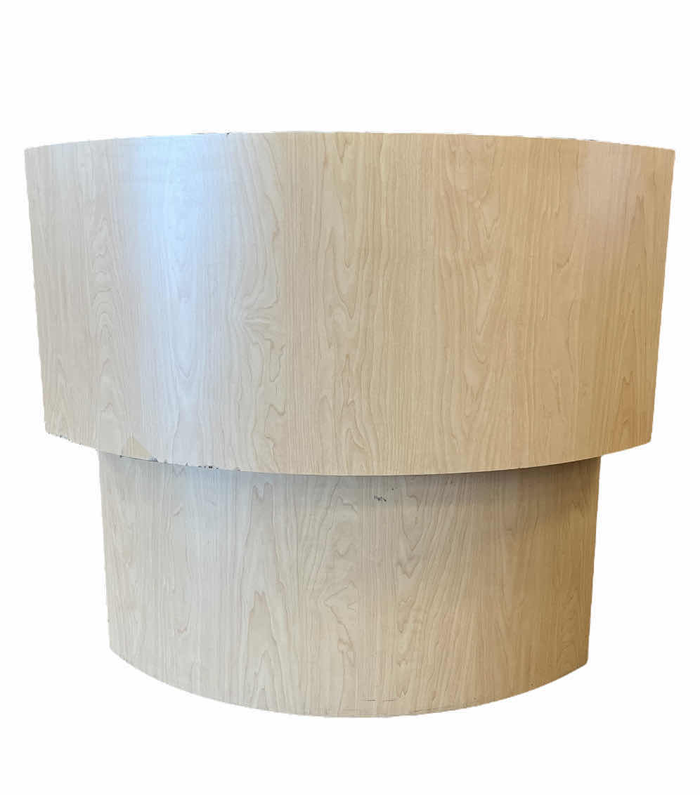 Photo 1 of COMMERCIAL RETAIL NATURAL WOOD SIDE GREEN TOP FINISH CORNER DISPLAY PLATFORM 34” X 24” H30”