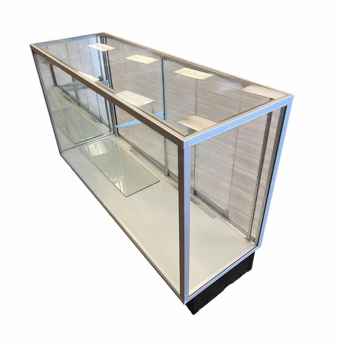 Photo 1 of STREAMLINE SHOWCASE COMMERCIAL RETAIL CLEAR GLASS DISPLAY CASE 60” X 20” H38”