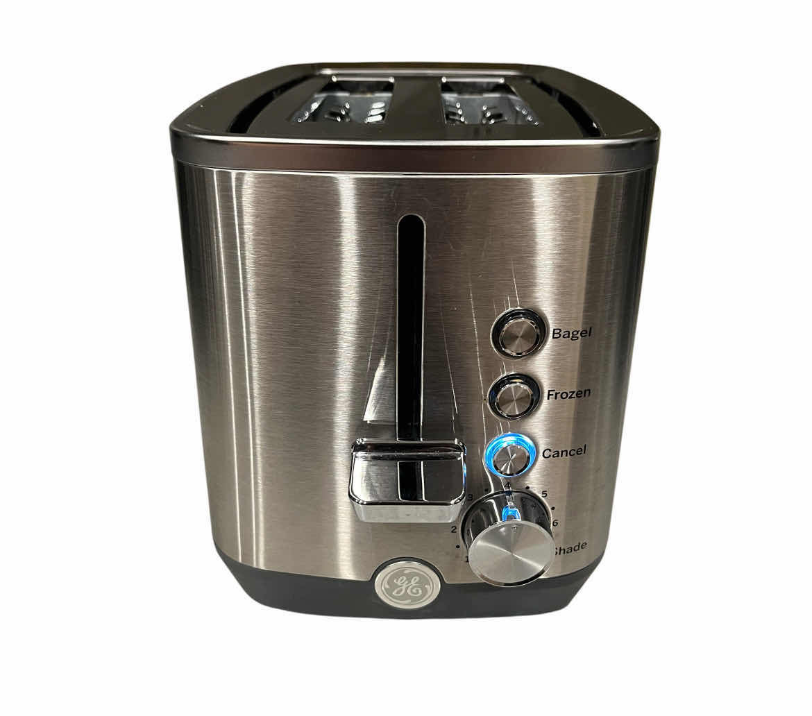 Photo 1 of GE STAINLESS STEEL 2 SLICE TOASTER G9TMA2SSP1SS