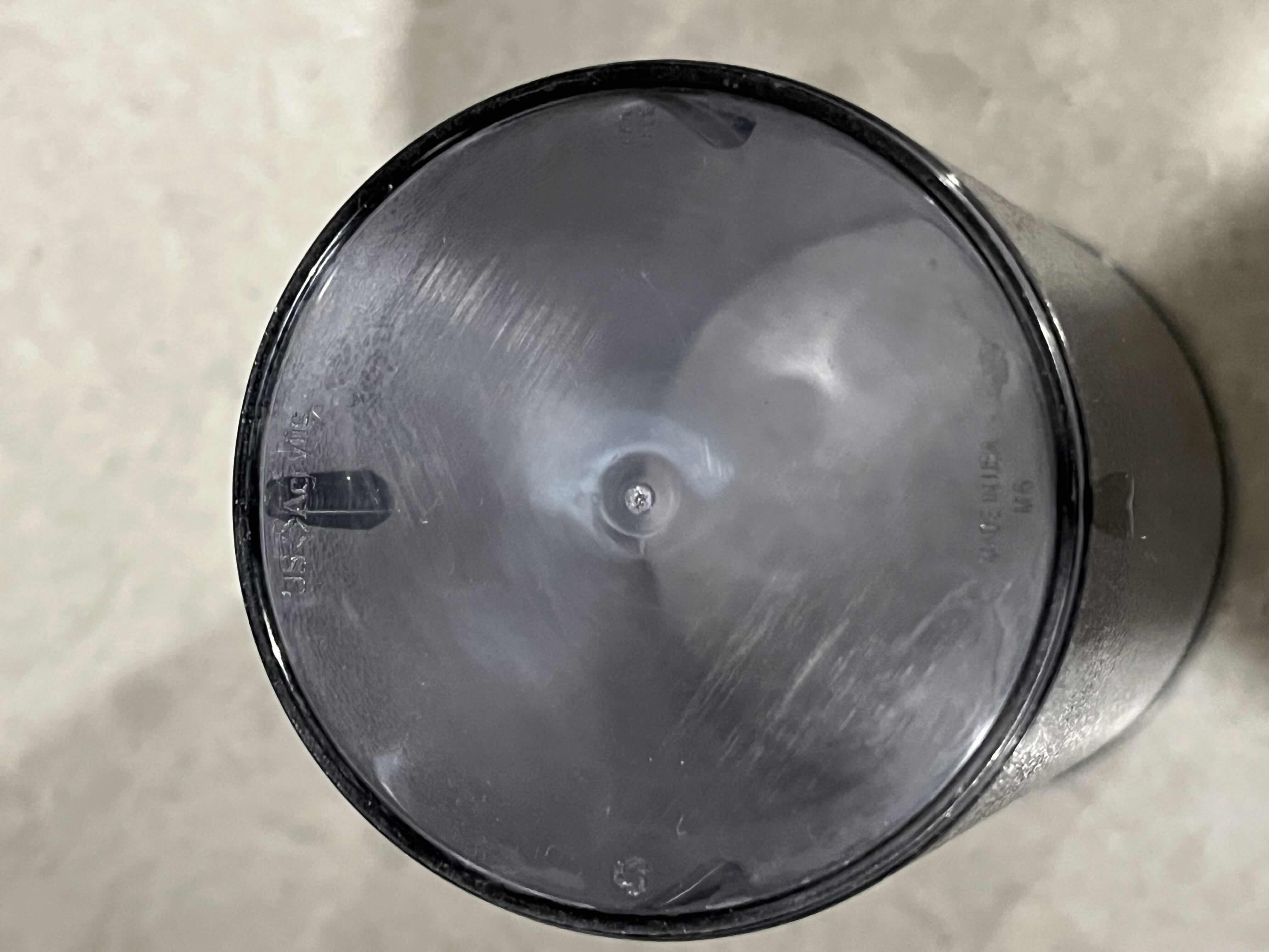 Photo 1 of US 24OZ ACRYLIC TINTED CUPS (12)