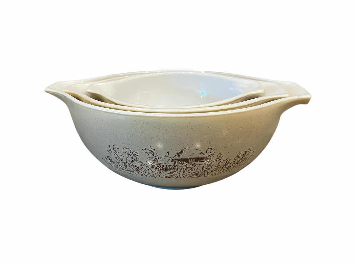 Photo 1 of PYREX 3PC FOREST FANCIES CORNING WARE 9”,7”,6”