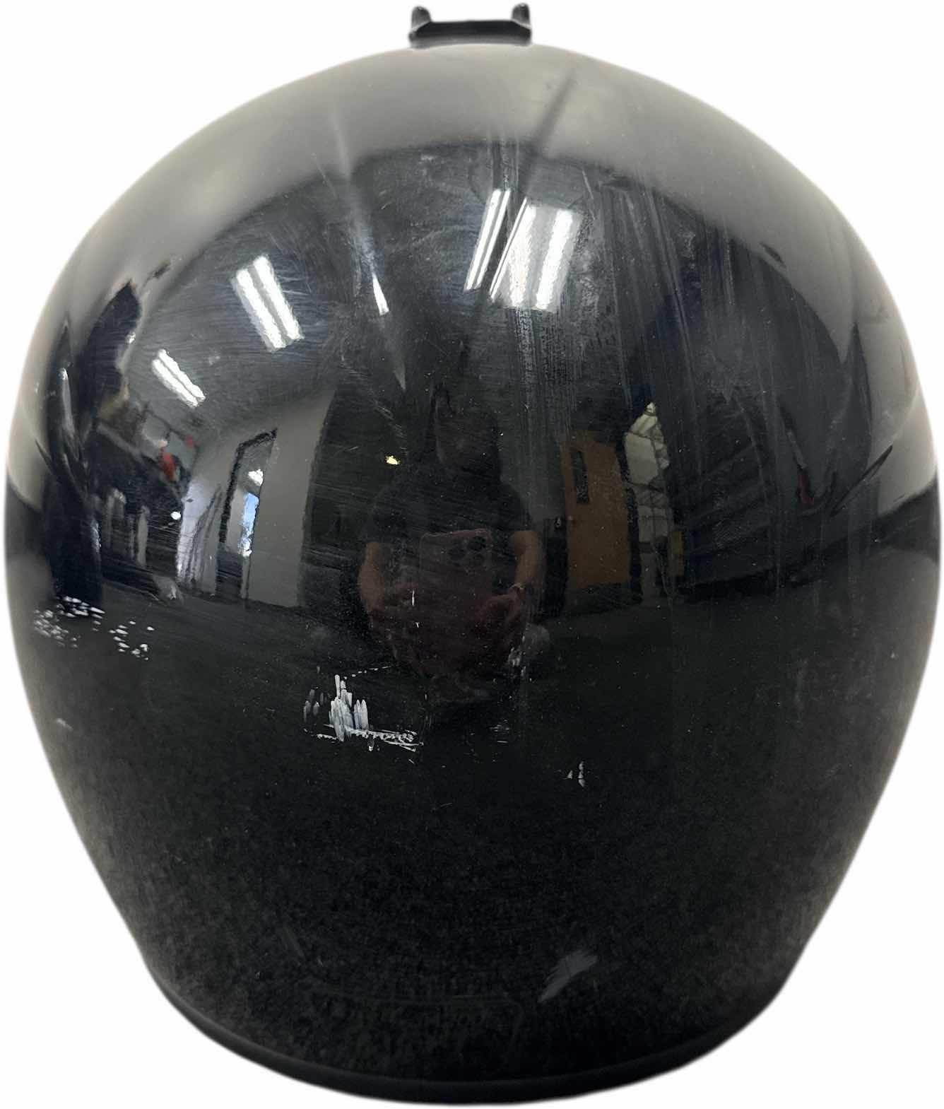 Photo 1 of GOPRO MOTORCYCLE HELMET WITH CAMERA MOUNT BLACK MEDIUM