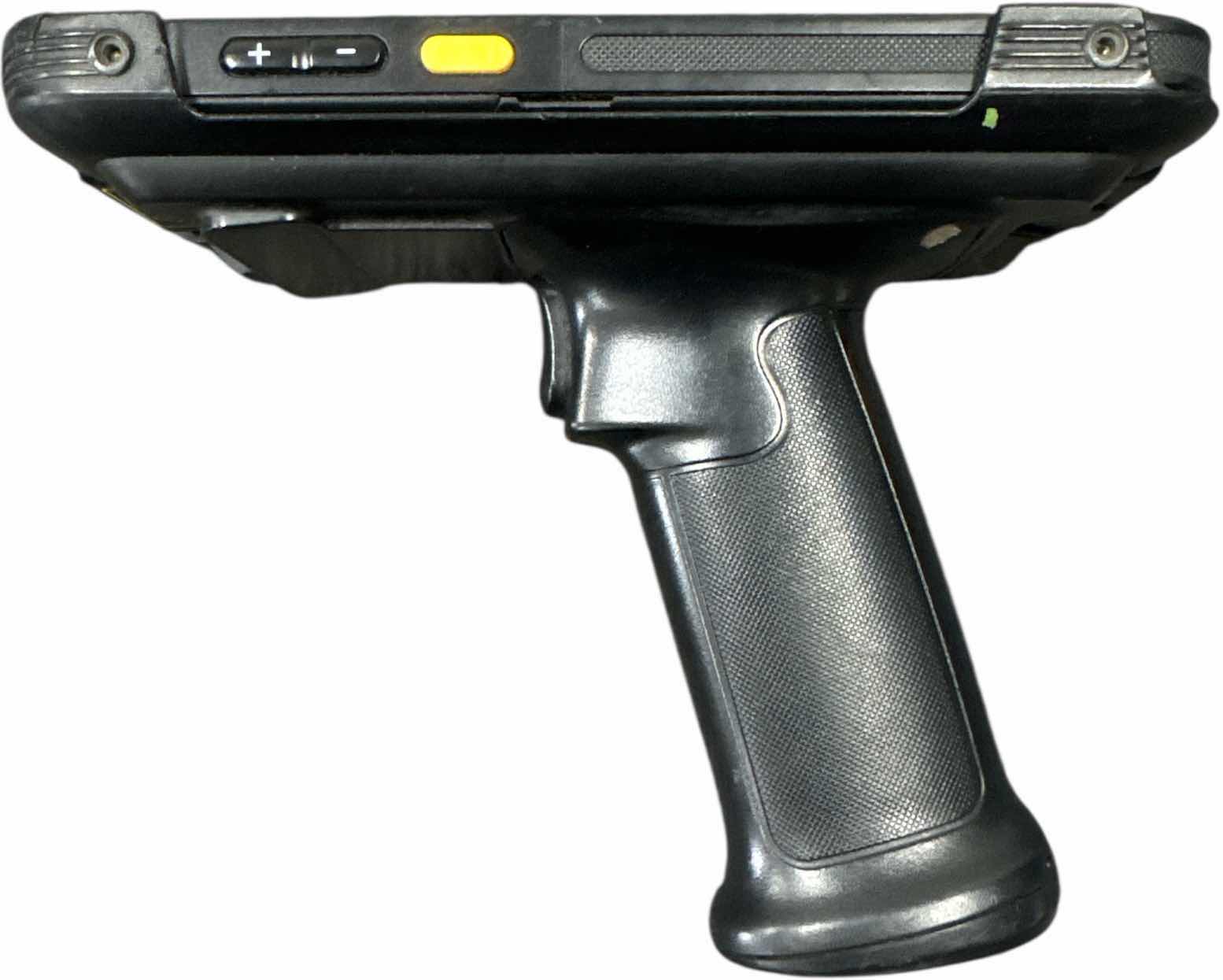 Photo 1 of ANDROID CHAINWAY C66 WIRELESS INTEGRATED BARCODE READER RFID SCANNER W GUN GRIP HANDLE