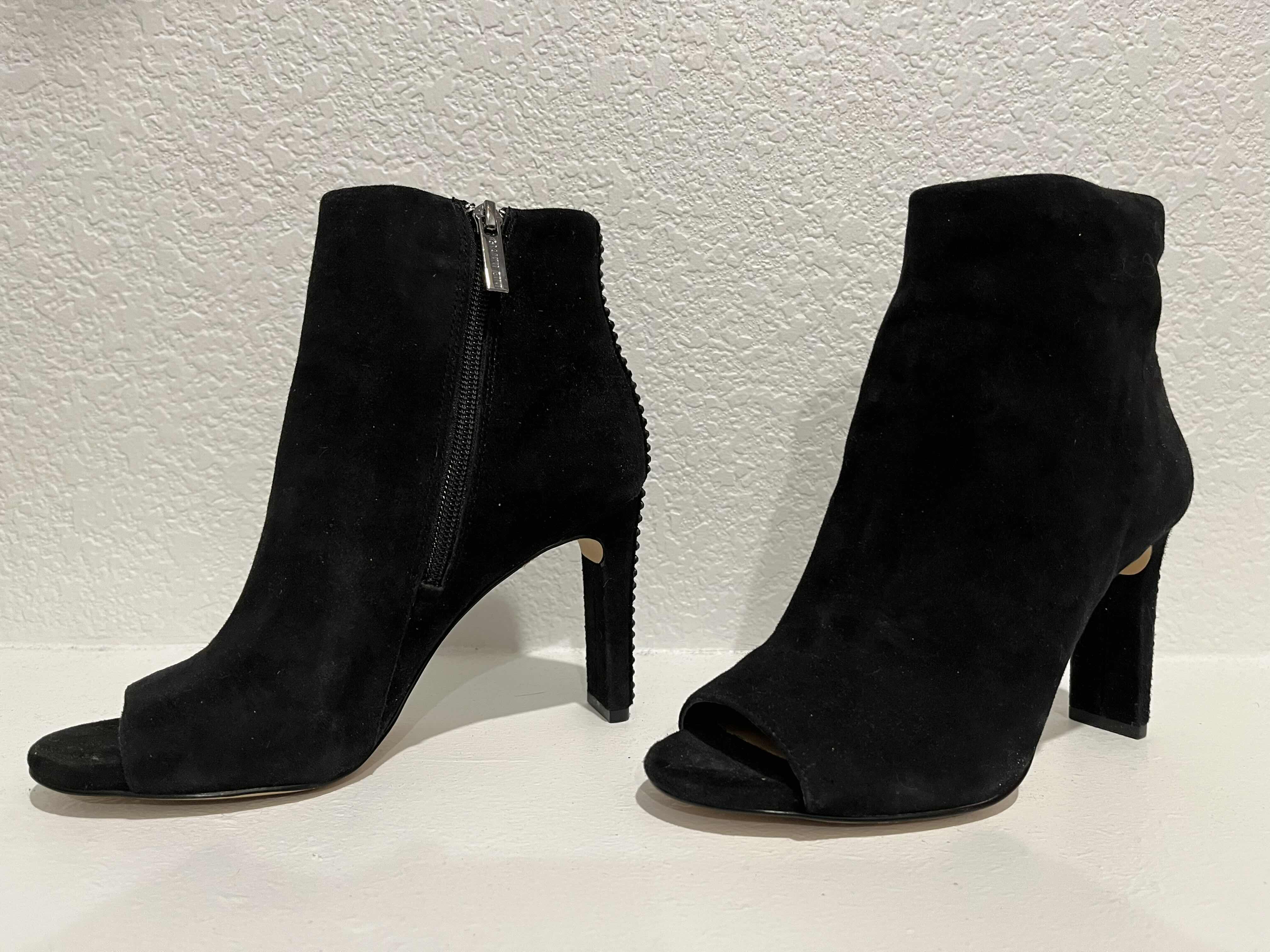 Photo 1 of GIANNI BINI OPEN TOE HEELS WOMENS SIZE 6