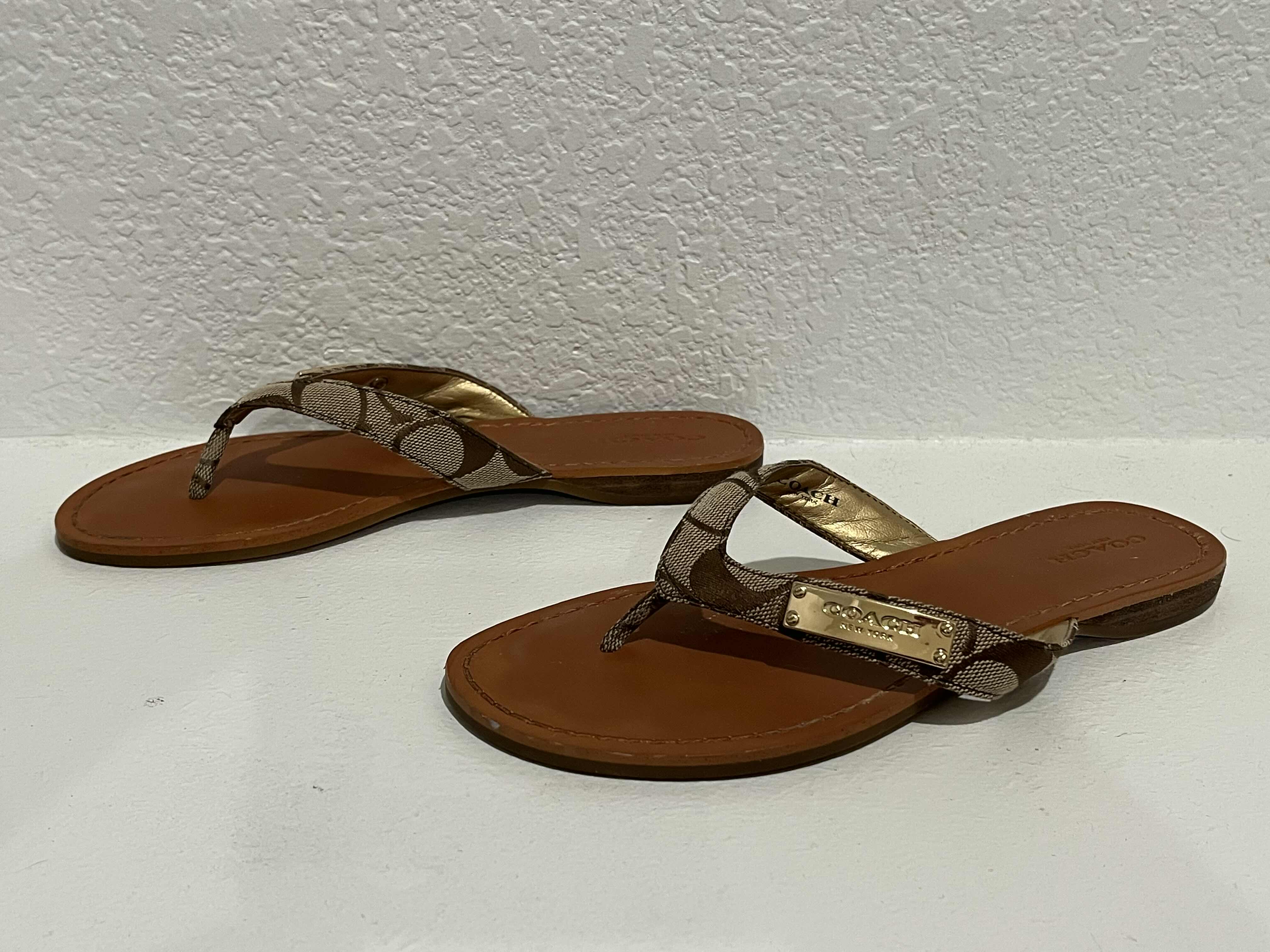 Photo 1 of COACH LEATHER SANDALS WOMENS SIZE 5.5