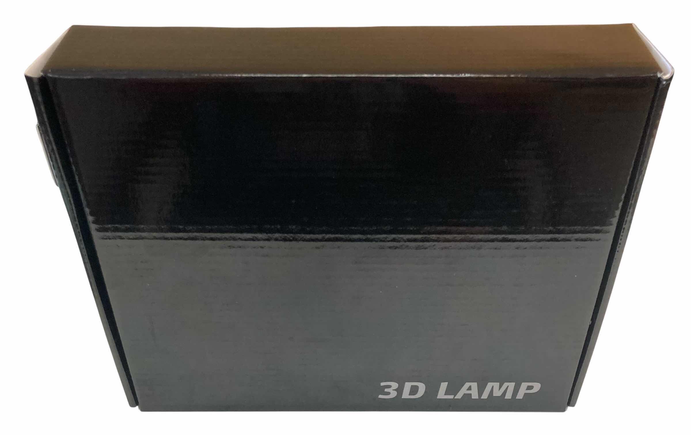 Photo 1 of PIANO KEYBOARD W HANDS 3D LAMP H9”