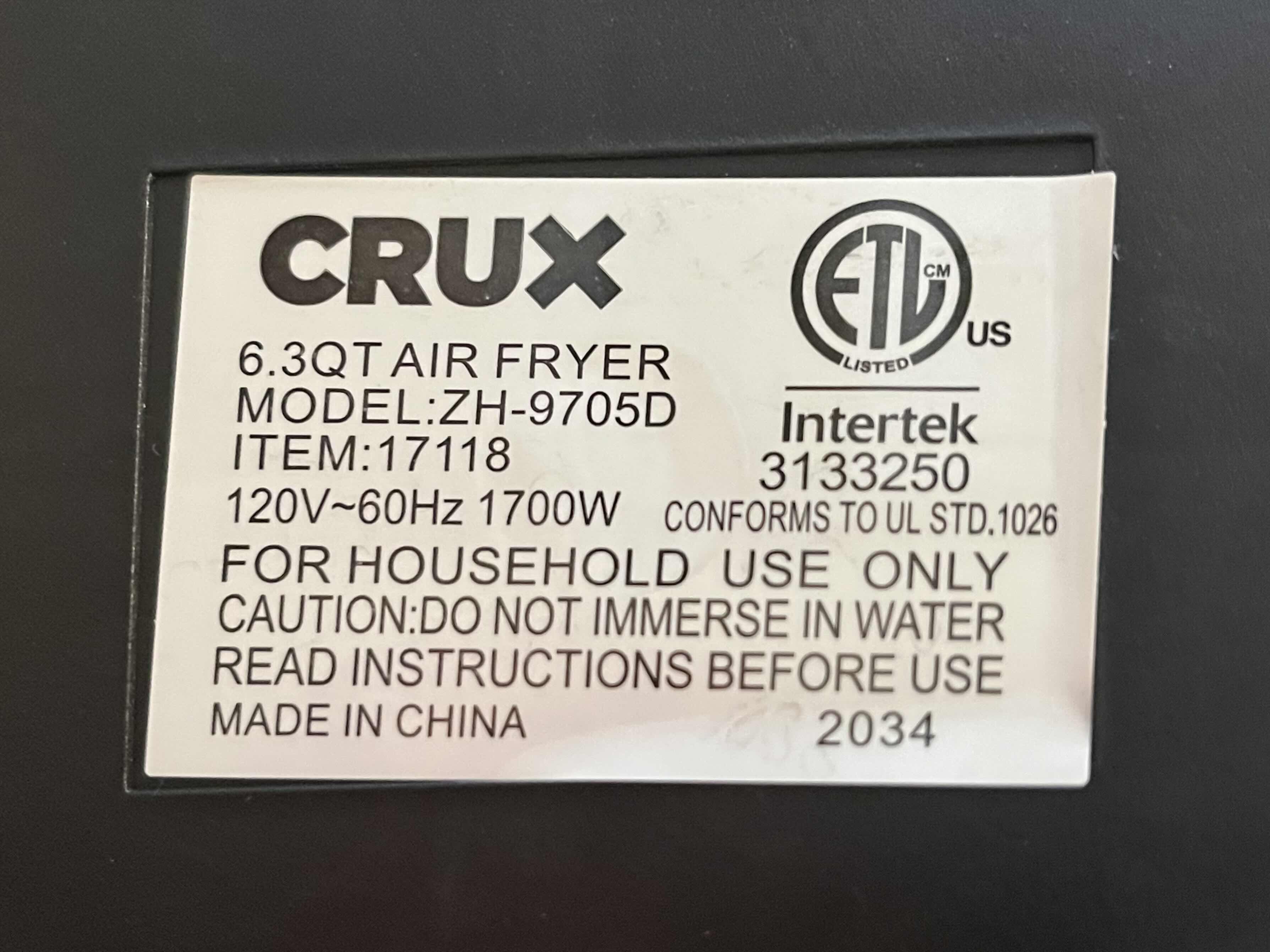 Photo 1 of CRUX 6.3QT AIR FRYER ZH-9705D