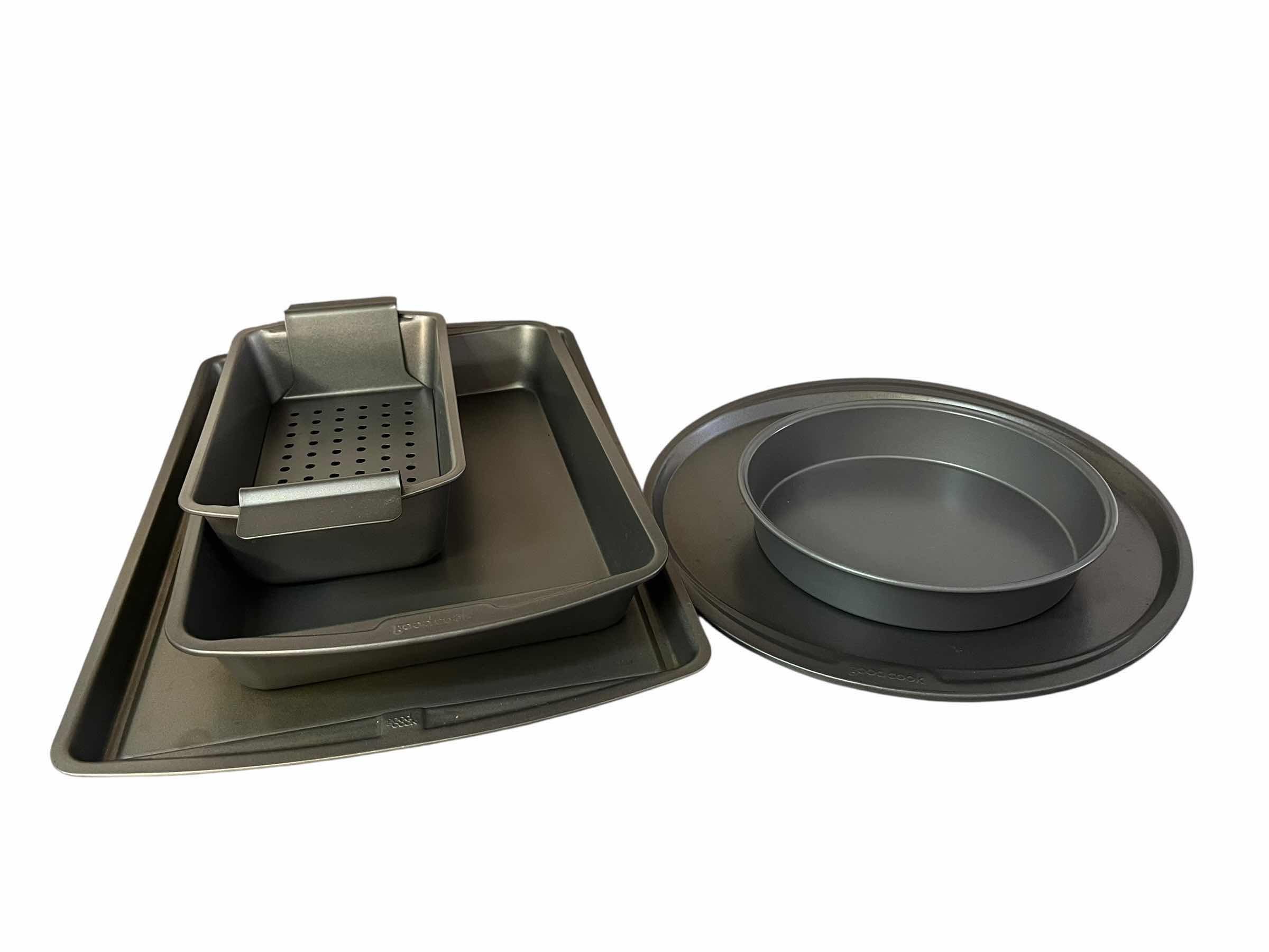 Photo 1 of GOOD COOK BAKEWARE SET (5)