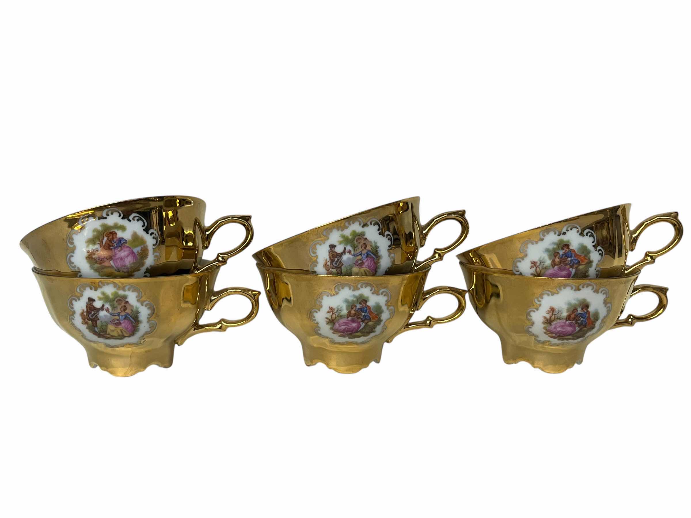 Photo 1 of ST BAVARIA GERMANY GOLD PORCELAIN FINE CHINA SET MC 40/S (15)