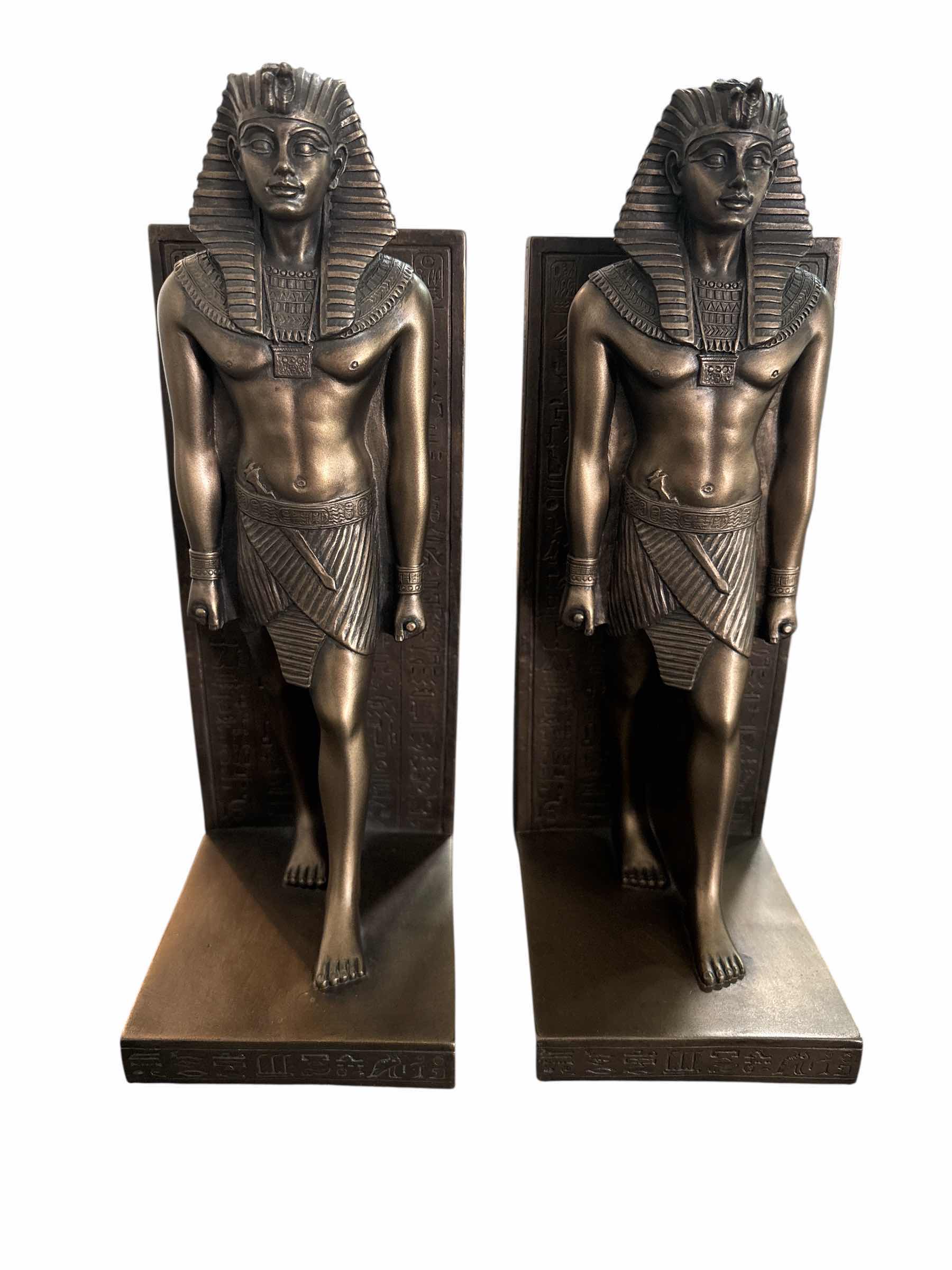 Photo 1 of MYTHS & LEGENDS ‘COLOSSUS OF RAMESSES II’ SCULPTURAL 10” BOOKEND SET OF 2, LUXOR GIFT COLLECTION