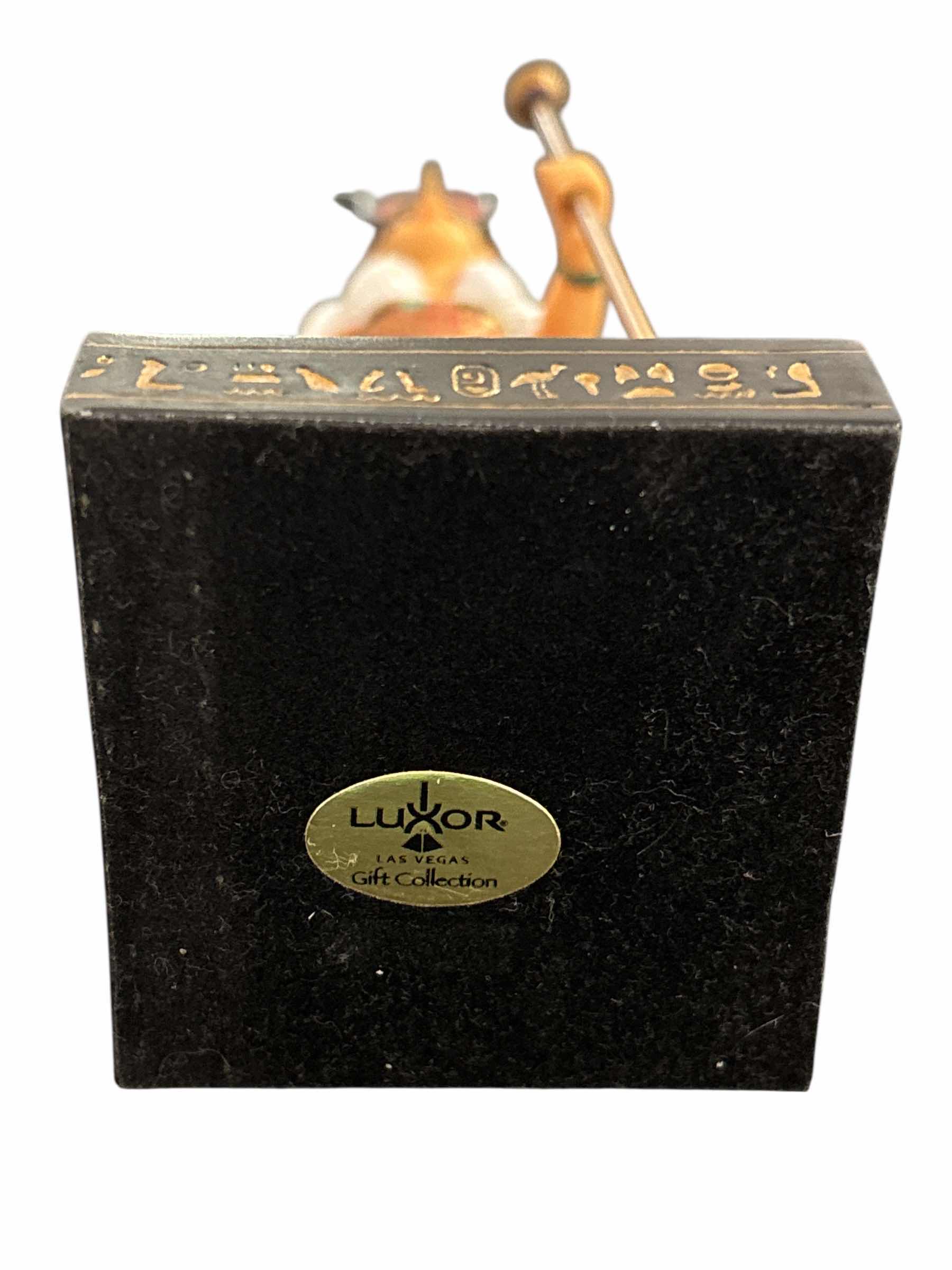 Photo 1 of MYTHS & LEGENDS HATHOR SKY GODDESS 8.5” STATUE, LUXOR COLLECTION 2002