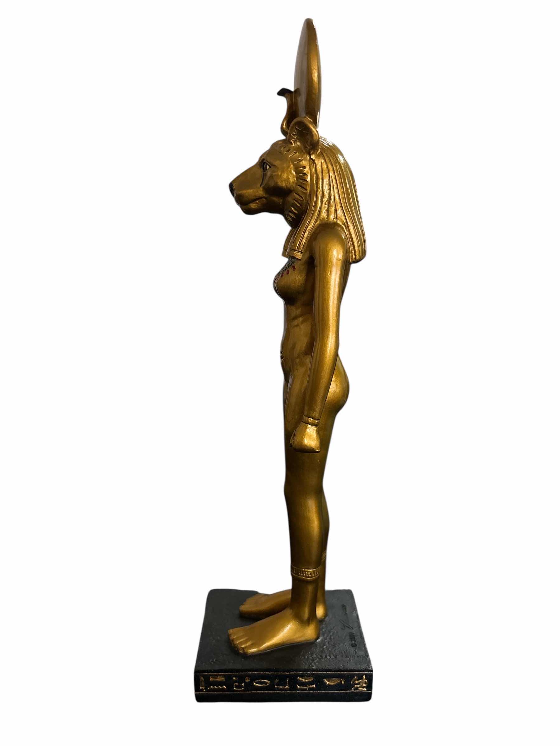 Photo 1 of MYTHS & LEGENDS SEKHMENT THE LIONESS-HEADED GODDESS 9” STATUE, SUMMIT COLLECTION 2000