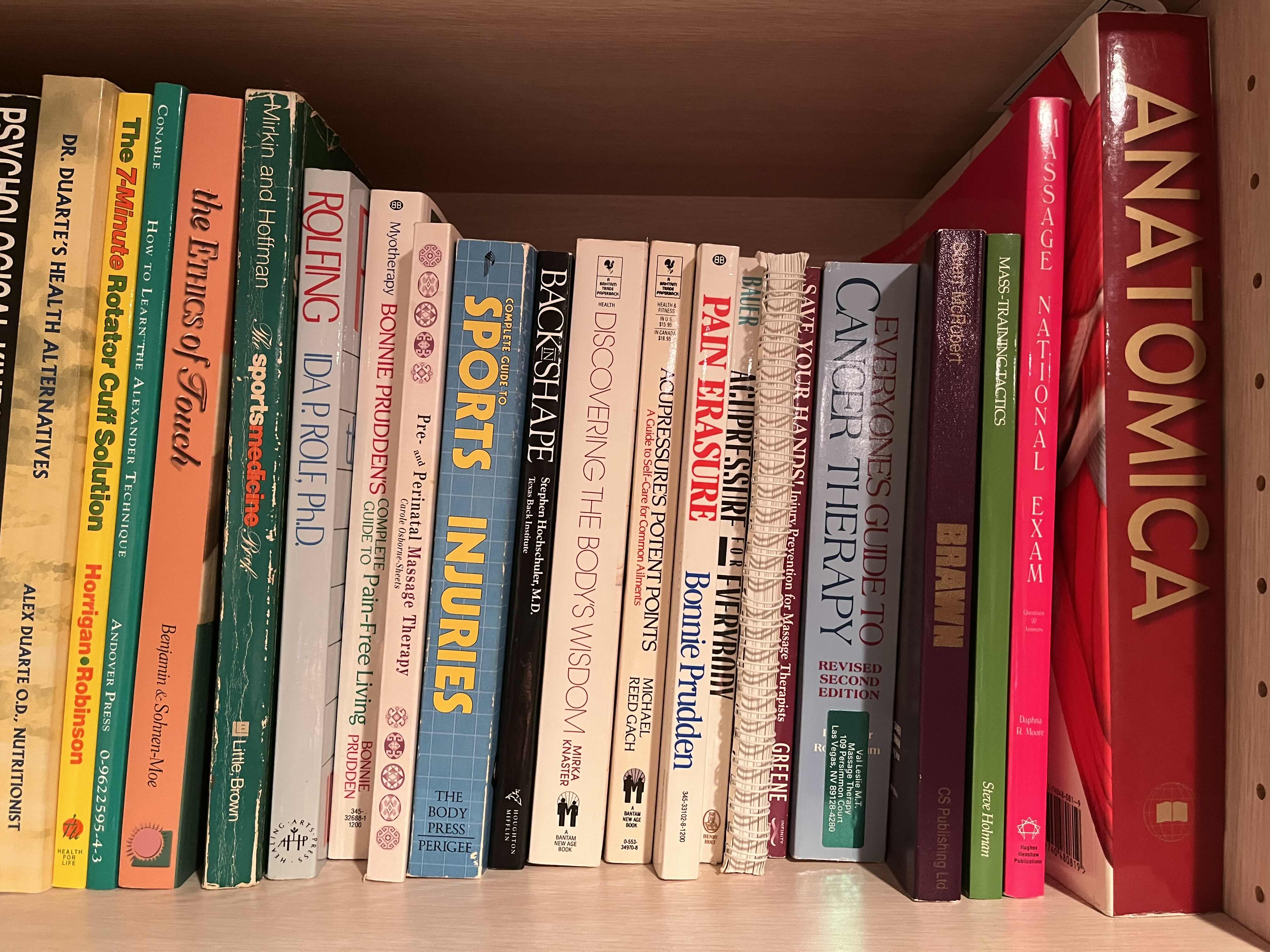 Photo 1 of PHYSICAL THERAPY & ANATOMY SELF-HELP BOOKS (27)