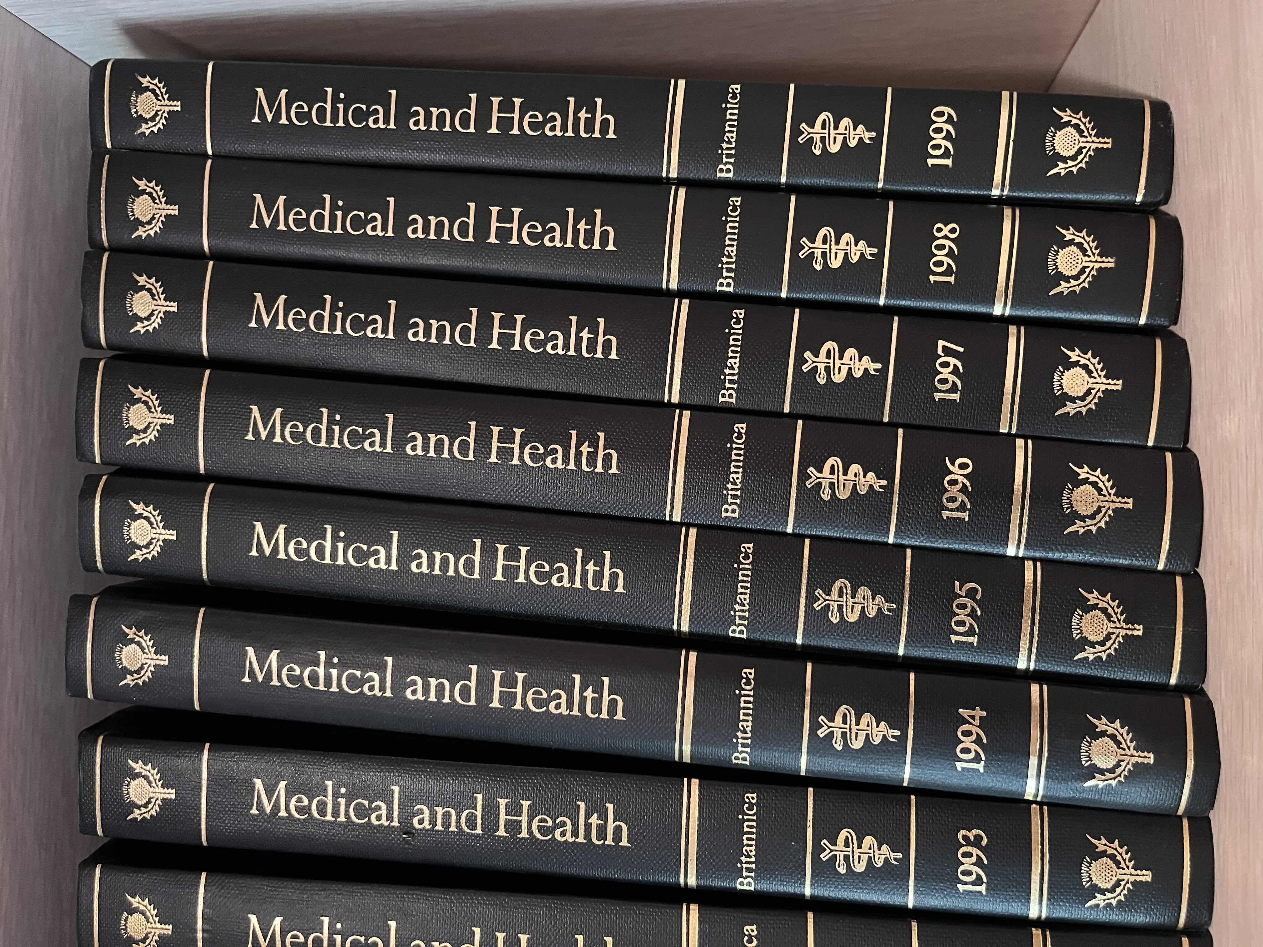 Photo 1 of BRITANNICA MEDICAL & HEALTH ENCYCLOPEDIA SET YR’ 1986–1999