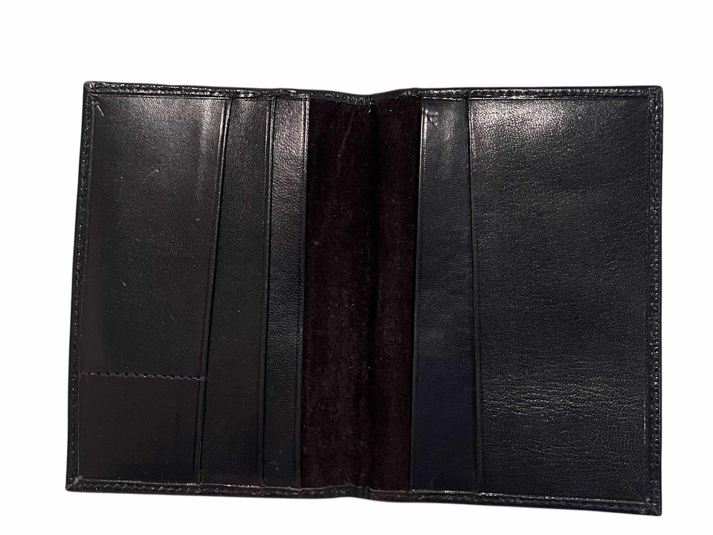 Photo 1 of OFFICIAL UNITED STATES OF AMERICA BLACK LEATHER PASSPORT WALLET (GOLD PRINT)