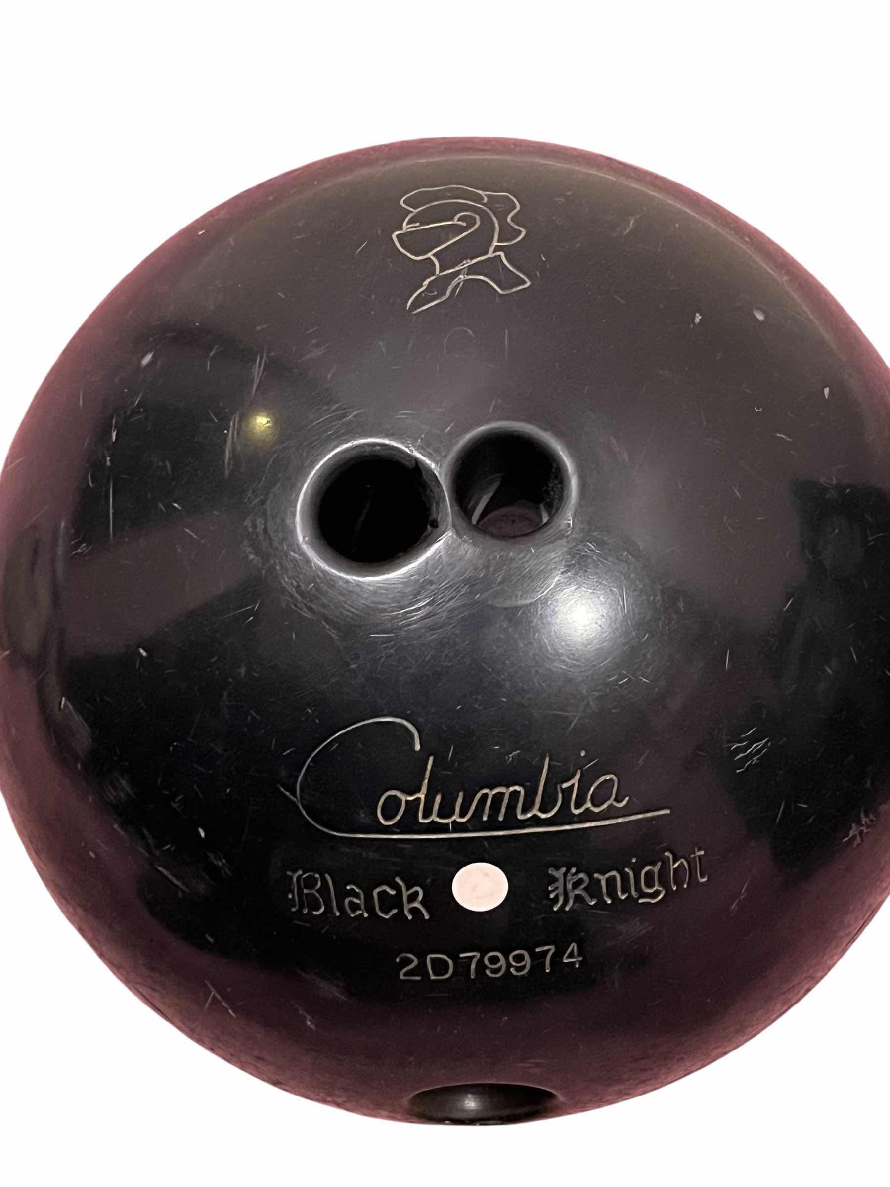 Photo 1 of COLUMBIA BLACK KNIGHT BOWLING BALL 2D79974 W NIKE GRAY PRO BOWLING DUFFEL BAG