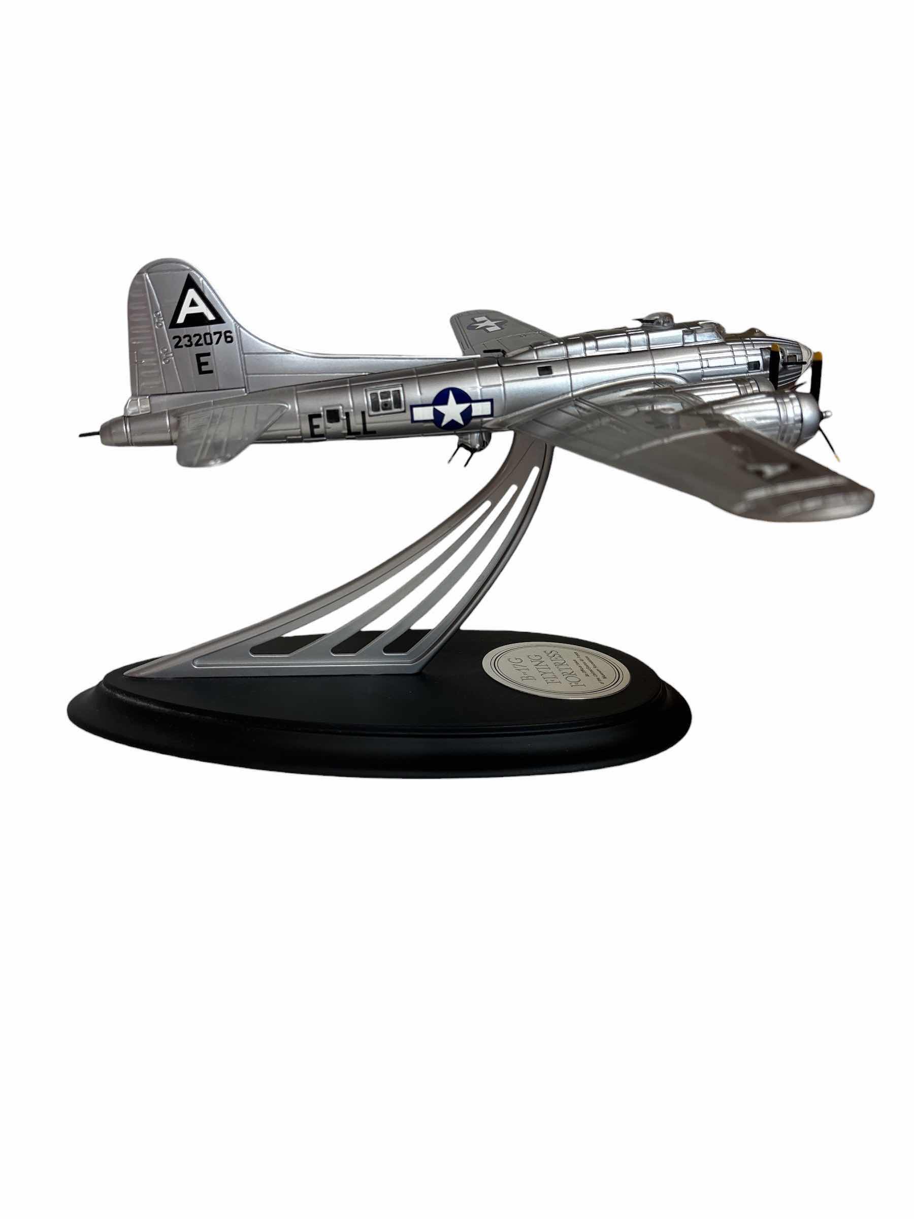 Photo 1 of VINTAGE 1989 THE FRANKLIN MINT SHOO SHOO BABY B-17 FLYING FORTRESS DIE-CAST MODEL 1:96 SCALE, OFFICIAL ISSUE U.S. AIR FORCE MUSEUM FOUNDATION 13” X 10” H6”