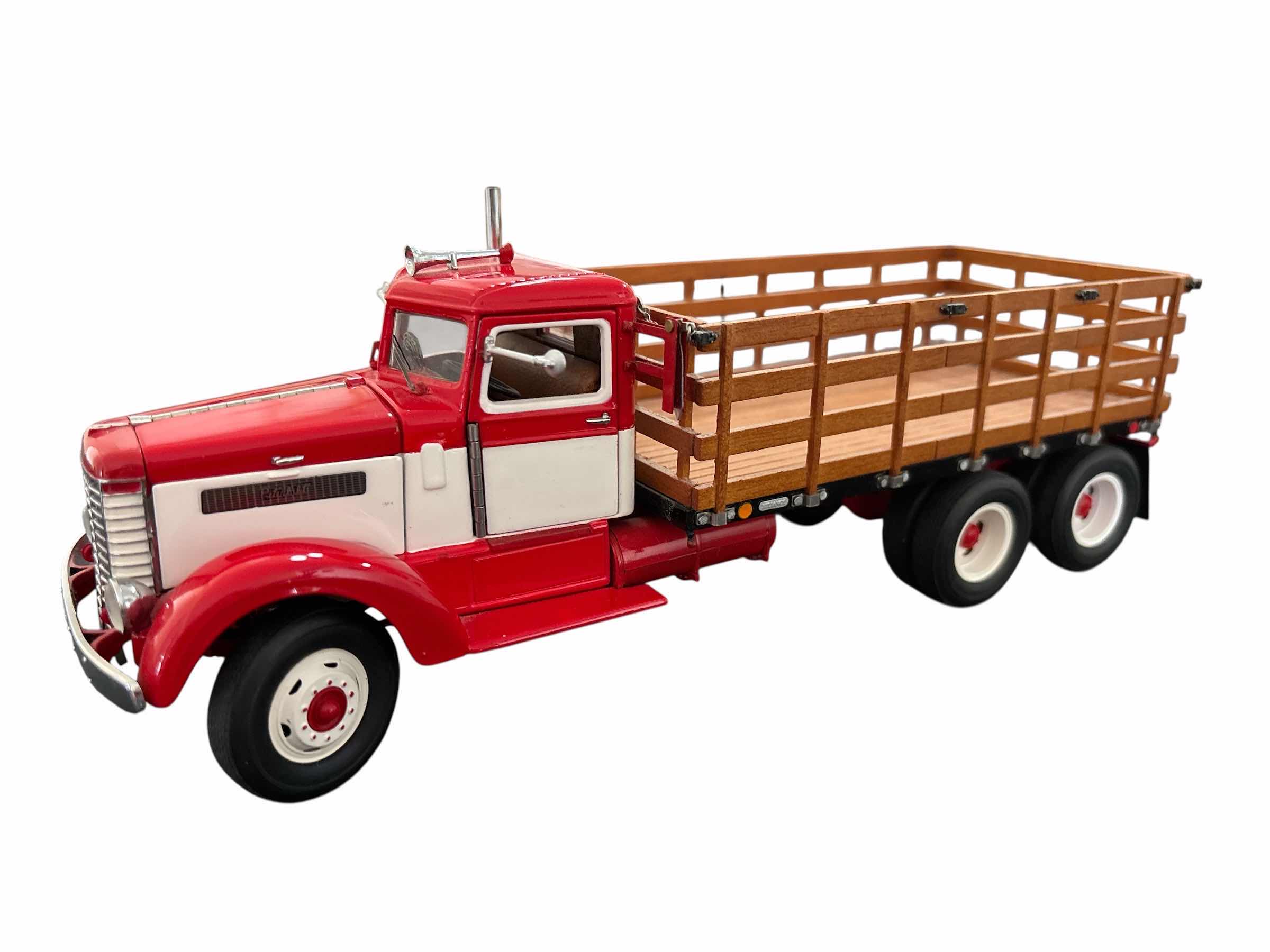 Photo 1 of VINTAGE THE FRANKLIN MINT PRECISION DIE-CAST MODEL 1939 PETERBILT STAKE TRUCK IN RED 1:32 SCALE