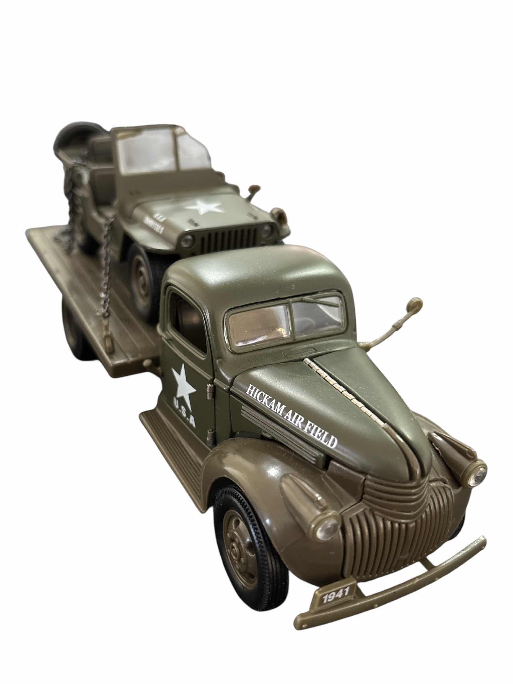 Photo 1 of NEWRAY DIE-CAST MODEL 1941 MILITARY MISSION CHEVROLET FLATBED TRUCK “HICKAM AIR FIELD” W WILLY’S JEEP 1:32 SCALE