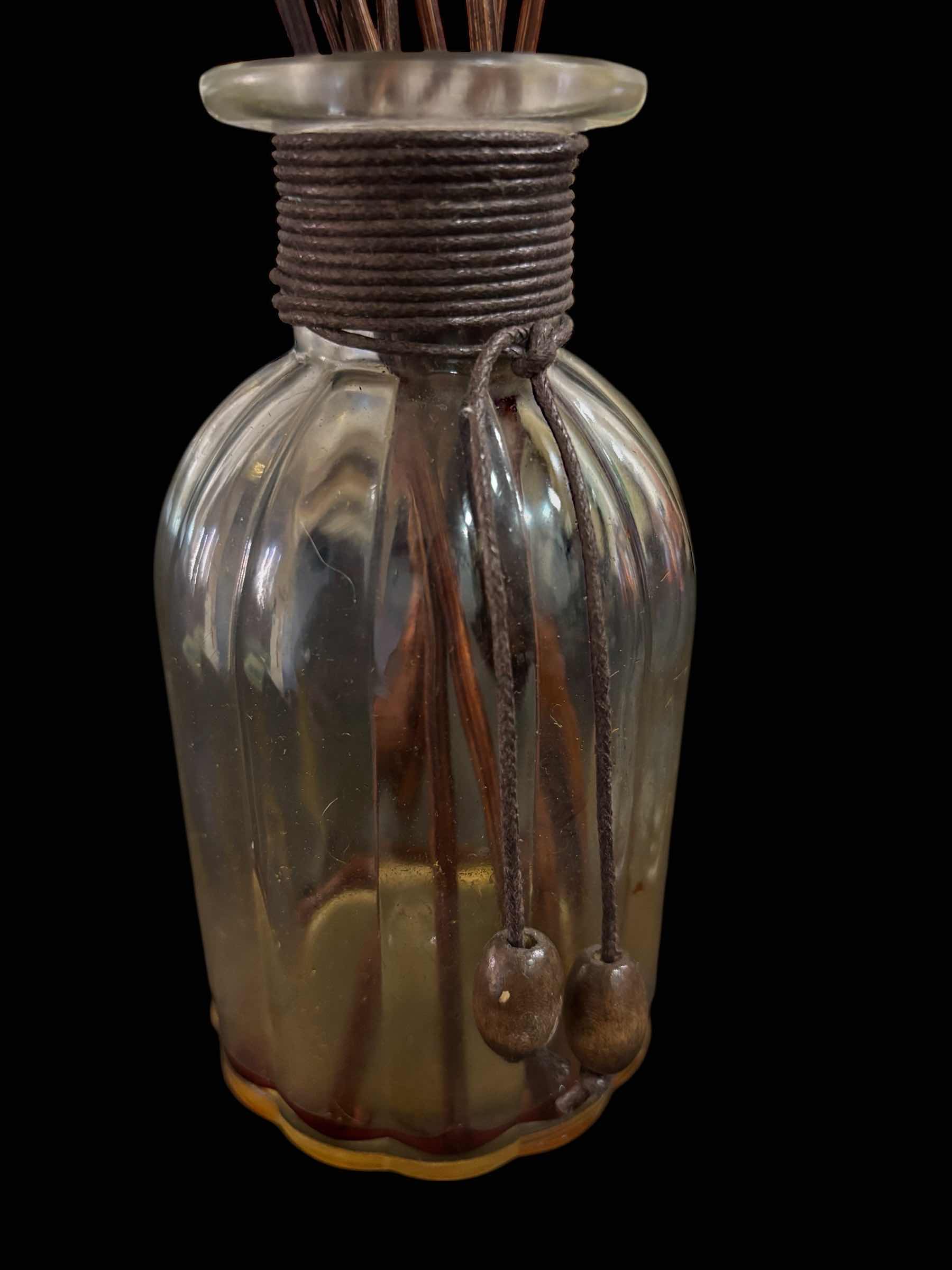 Photo 1 of PIER 1 IMPORTS CLEAR GLASS REED DIFFUSERS SET OF 2