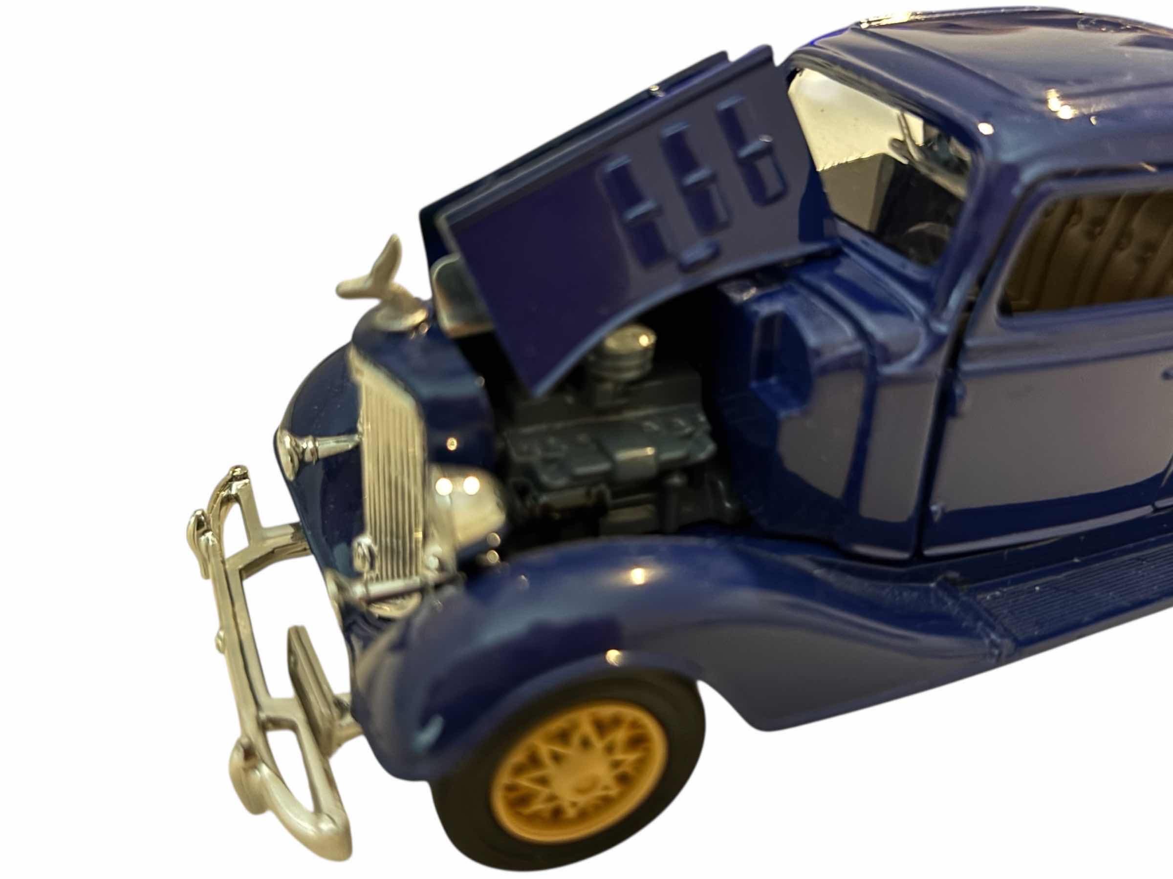 Photo 1 of 1929 FORD STATION WAGON TAN/RED & 1933 CHEVROLET EAGLE 2 PASSENGER 5 WINDOW COUPE  NAVY BLUE DIE-CAST MODELS