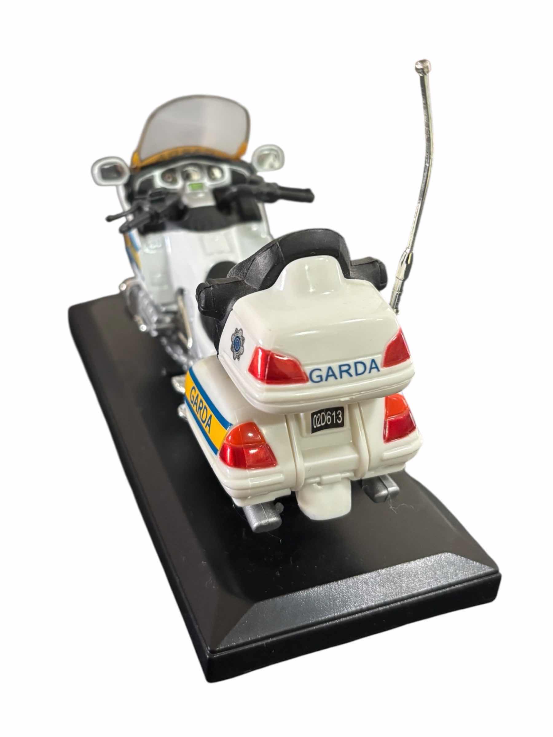 Photo 1 of GARDA TRAFFIC MOTORCYCLE DIE-CAST MODEL SCALE 1:18