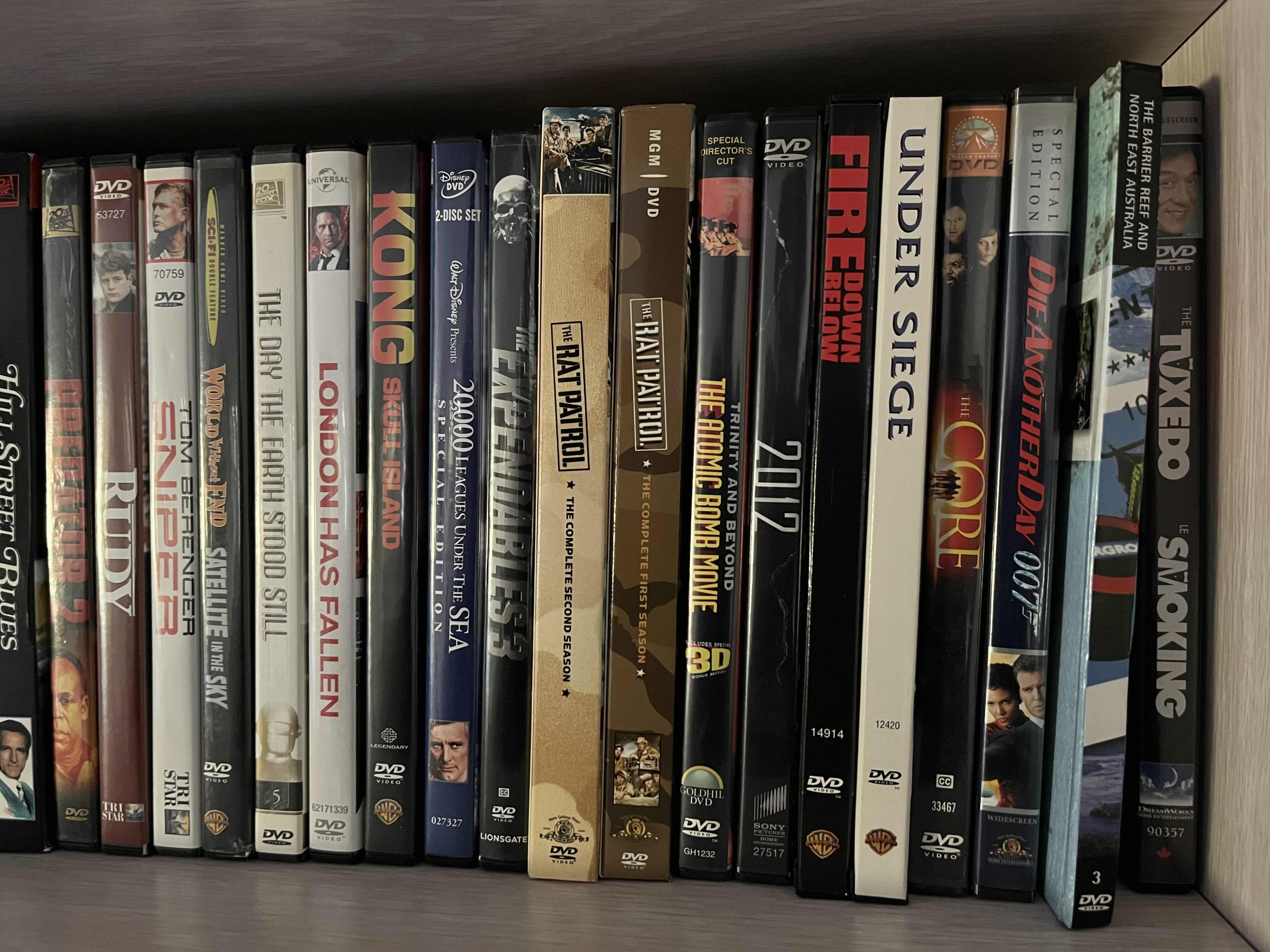 Photo 1 of DVD MOVIES-VARIOUS GENRES (APPROX. 30)