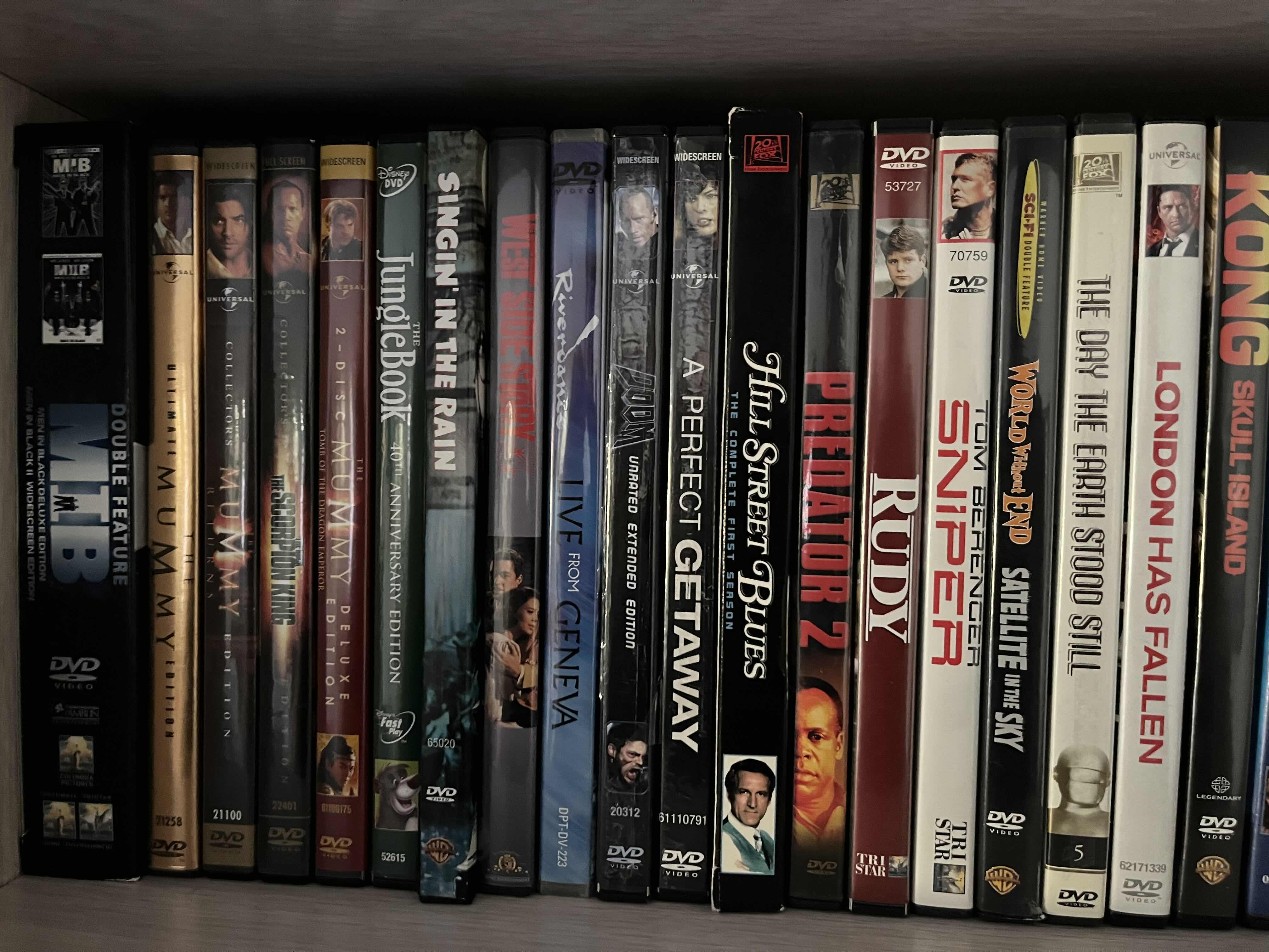 Photo 1 of DVD MOVIES-VARIOUS GENRES (APPROX. 30)