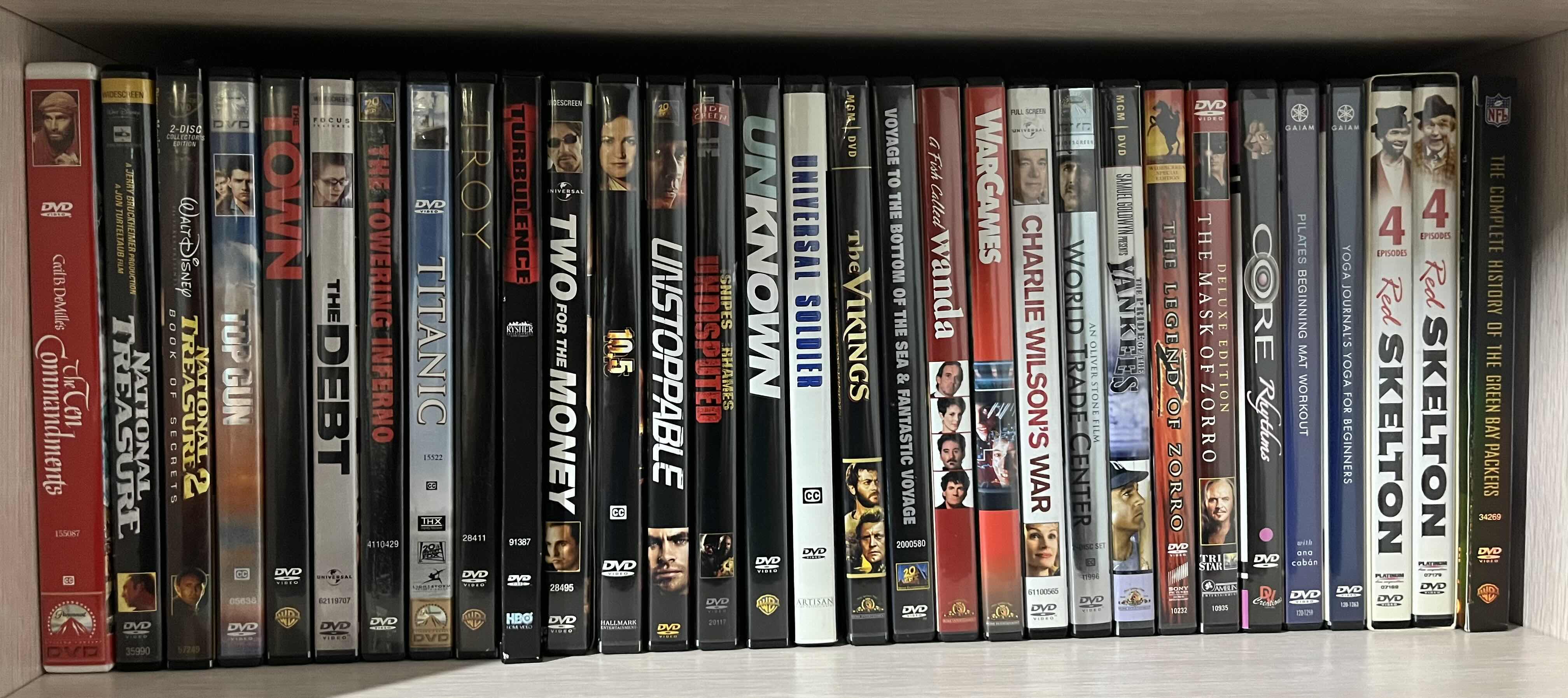 Photo 1 of DVD MOVIES-VARIOUS GENRES (APPROX. 30)