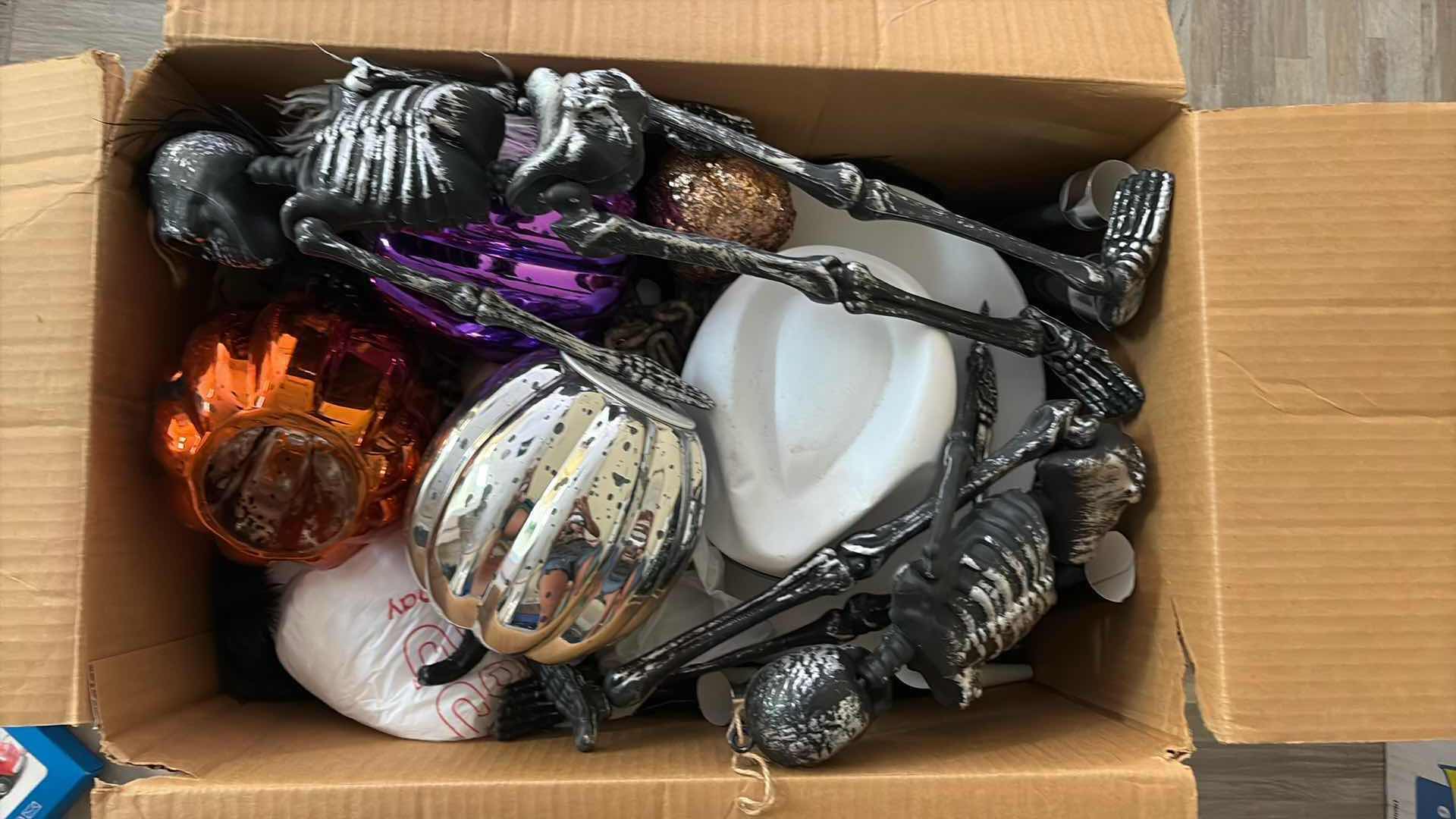 Photo 1 of BOX OF HALLOWEEN DECOR