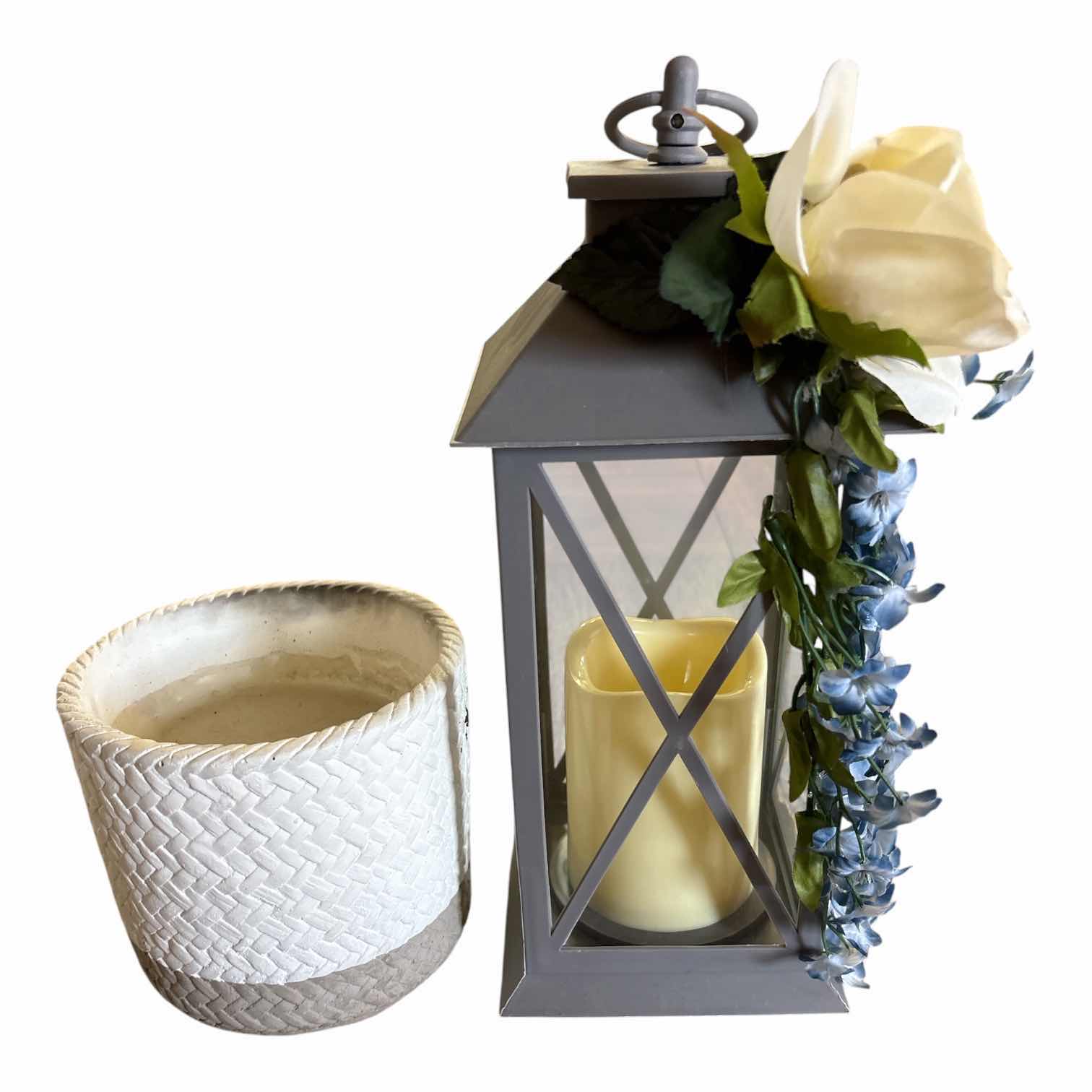 Photo 1 of (4)PCS TABLE TOP DECOR-CANDLE, WAX WARMER AND LANTERN H
