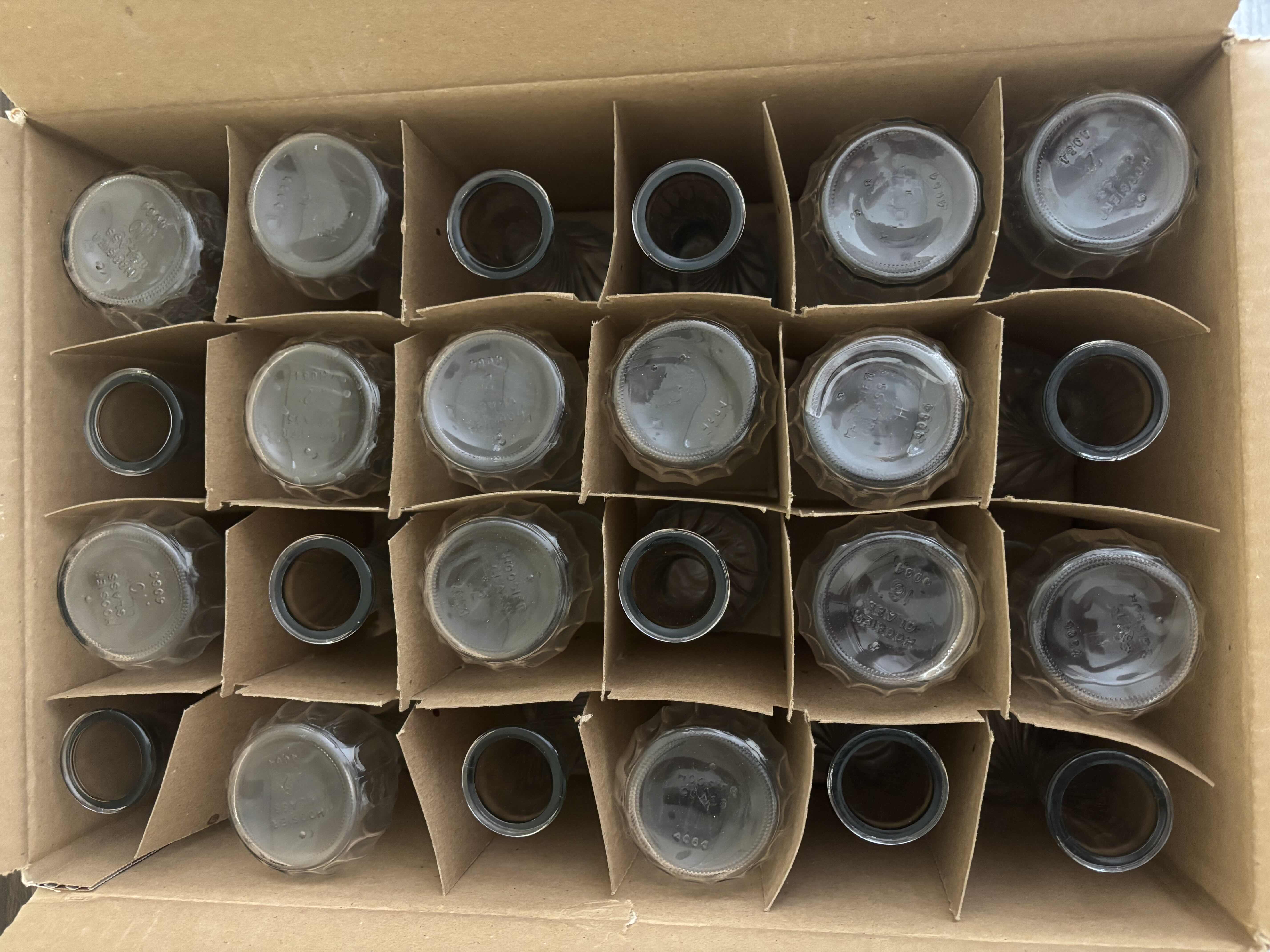 Photo 1 of VINTAGE HOOSIER GLASS SWIRL BUD VASES H6” (24)