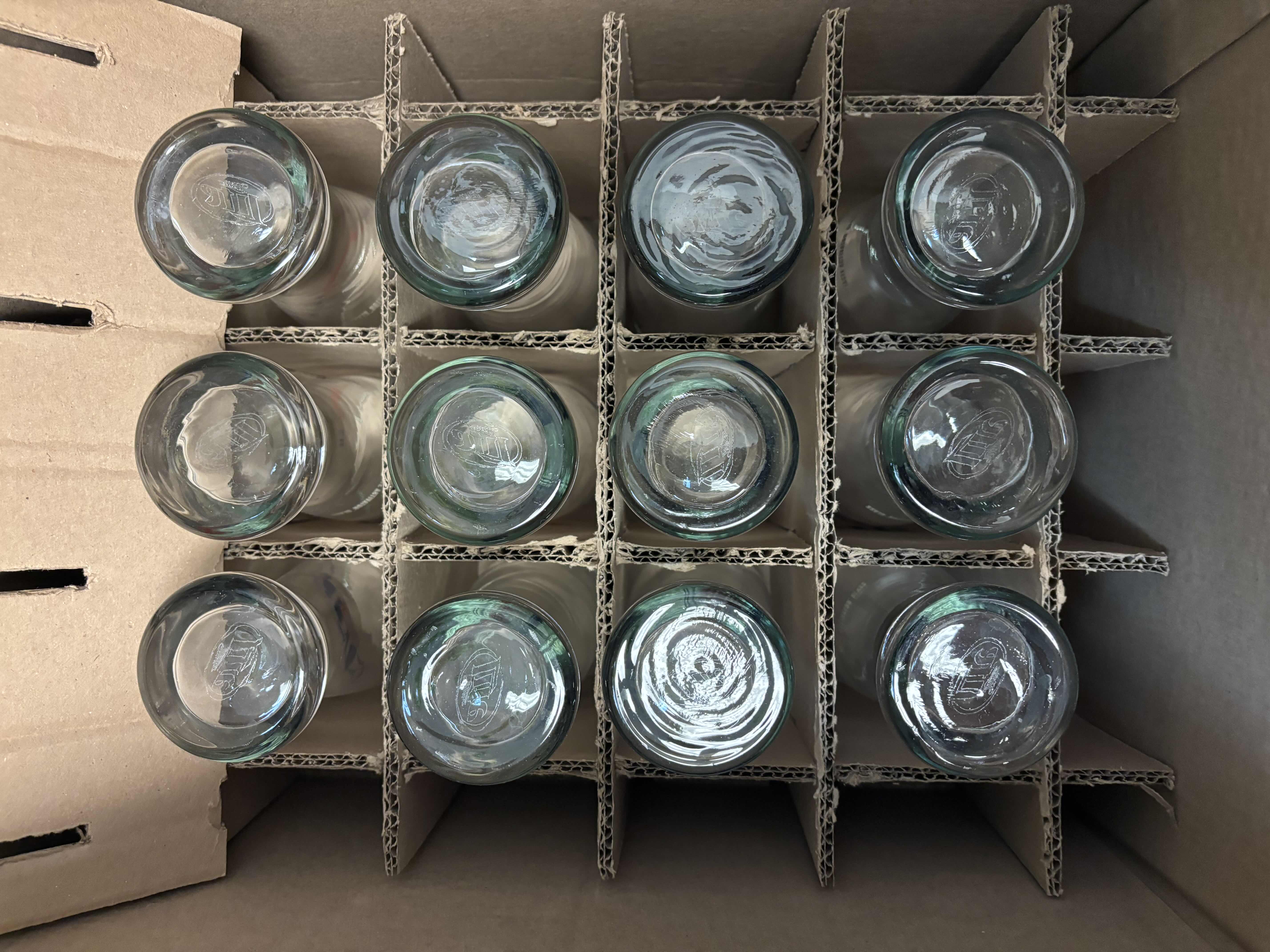 Photo 1 of MILLER LITE PILSNER BEER GLASSES (12)