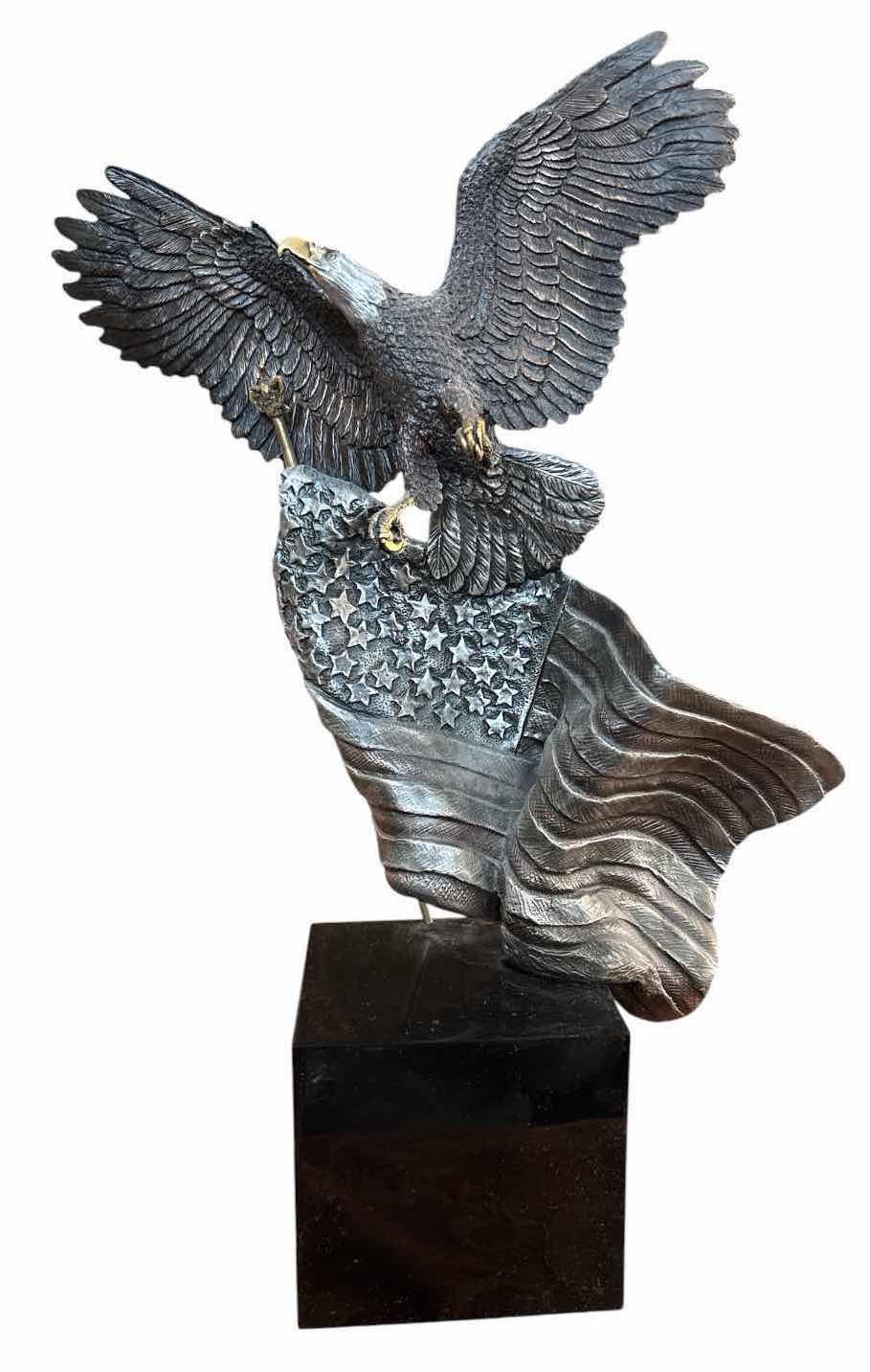 Photo 1 of LEGENDS LIMITED EDITION BALD EAGLE AMERICAN FLAG SCULPTURE 1221/2001 H13”