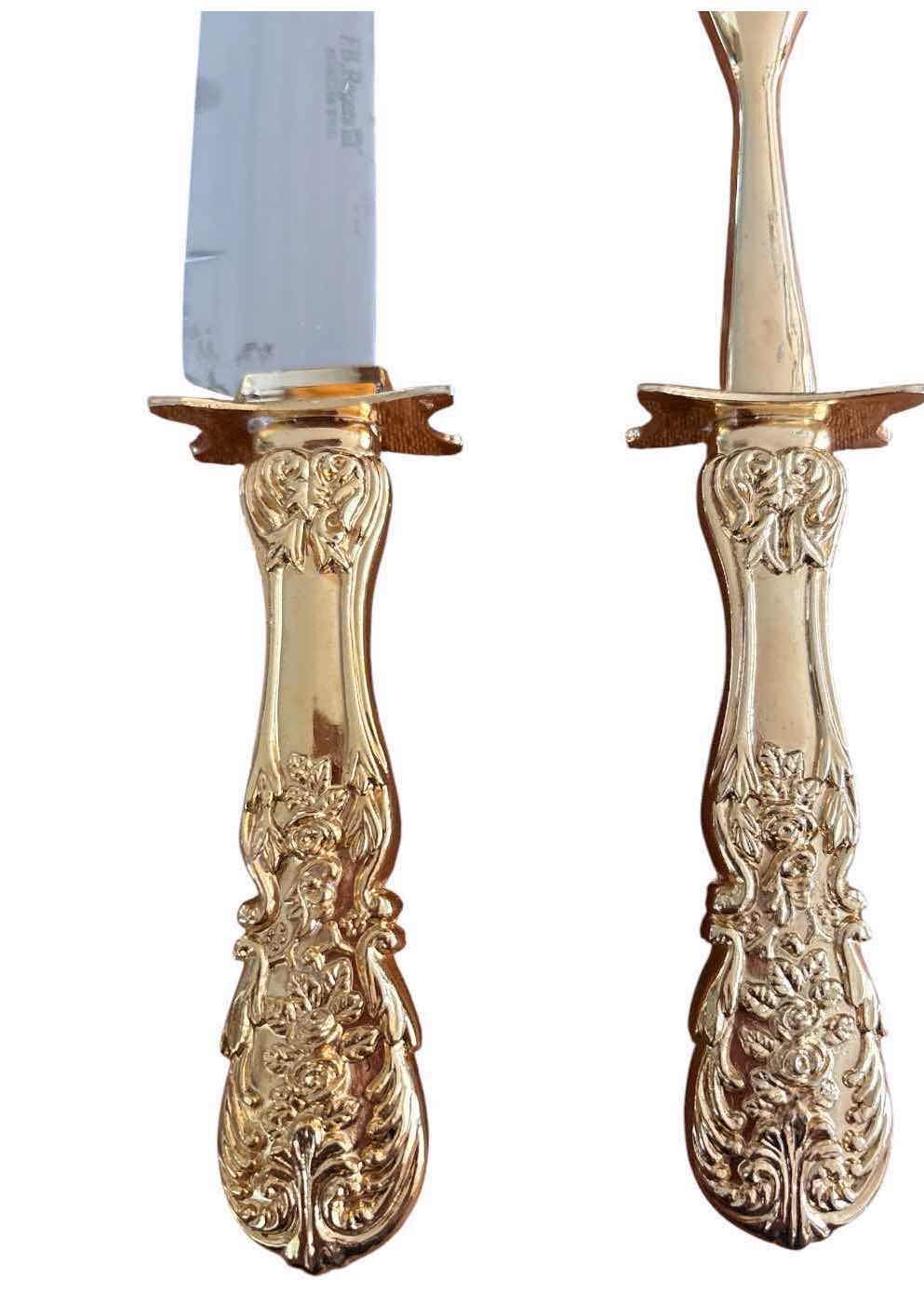 Photo 1 of WM. ROGERS GOLD-TONE CARVING KNIFE & FORK SET
