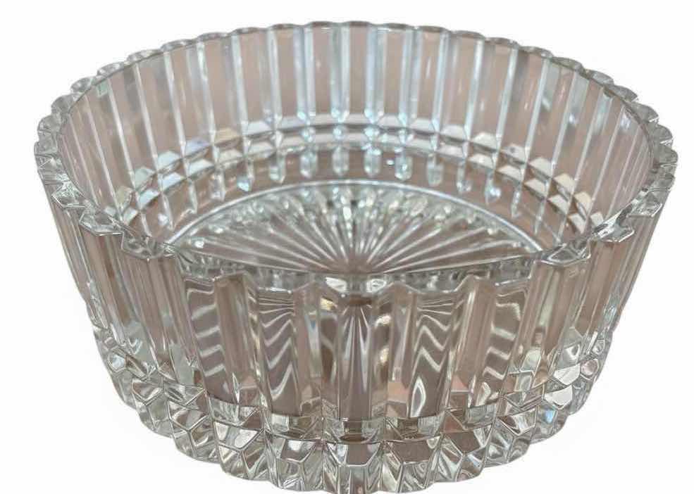 Photo 1 of VINTAGE CUT CRYSTAL SERVING BOWL D9”