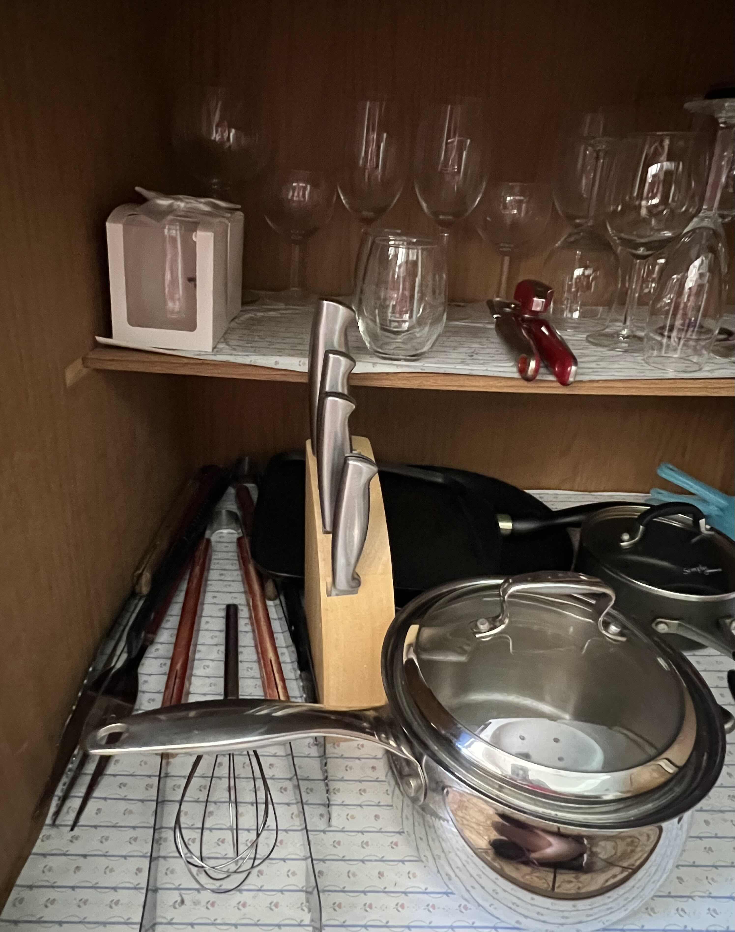Photo 1 of CONTENTS OF KITCHEN CABINET (KITCHEN COOKWARE, FLATWARE & STEMWARE)
