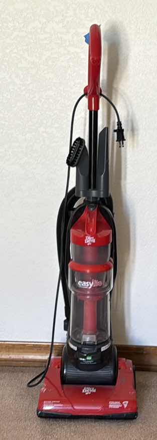 Photo 1 of DIRT DEVIL VACUUM