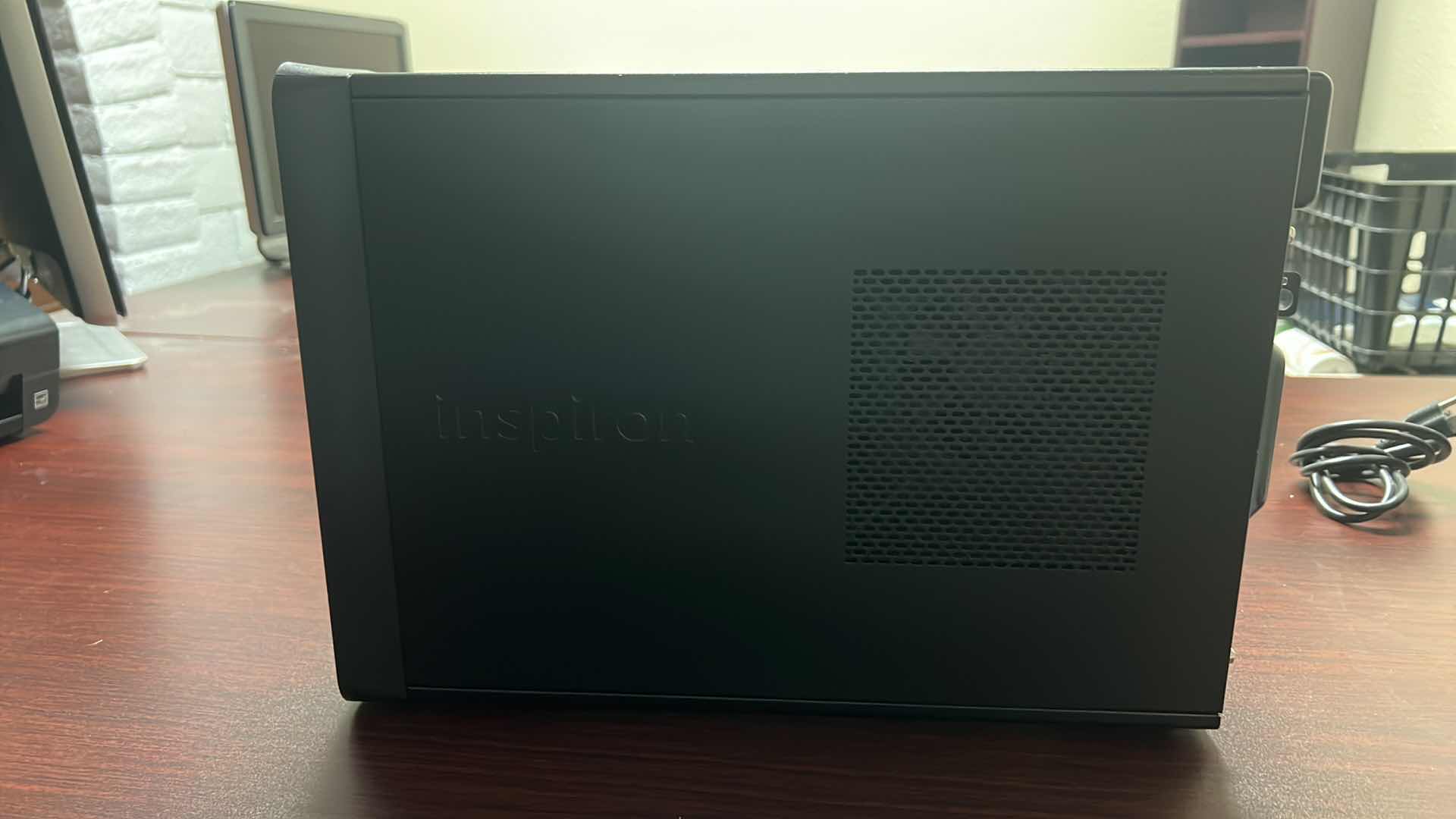 Photo 1 of DELL COMPUTER TOWER