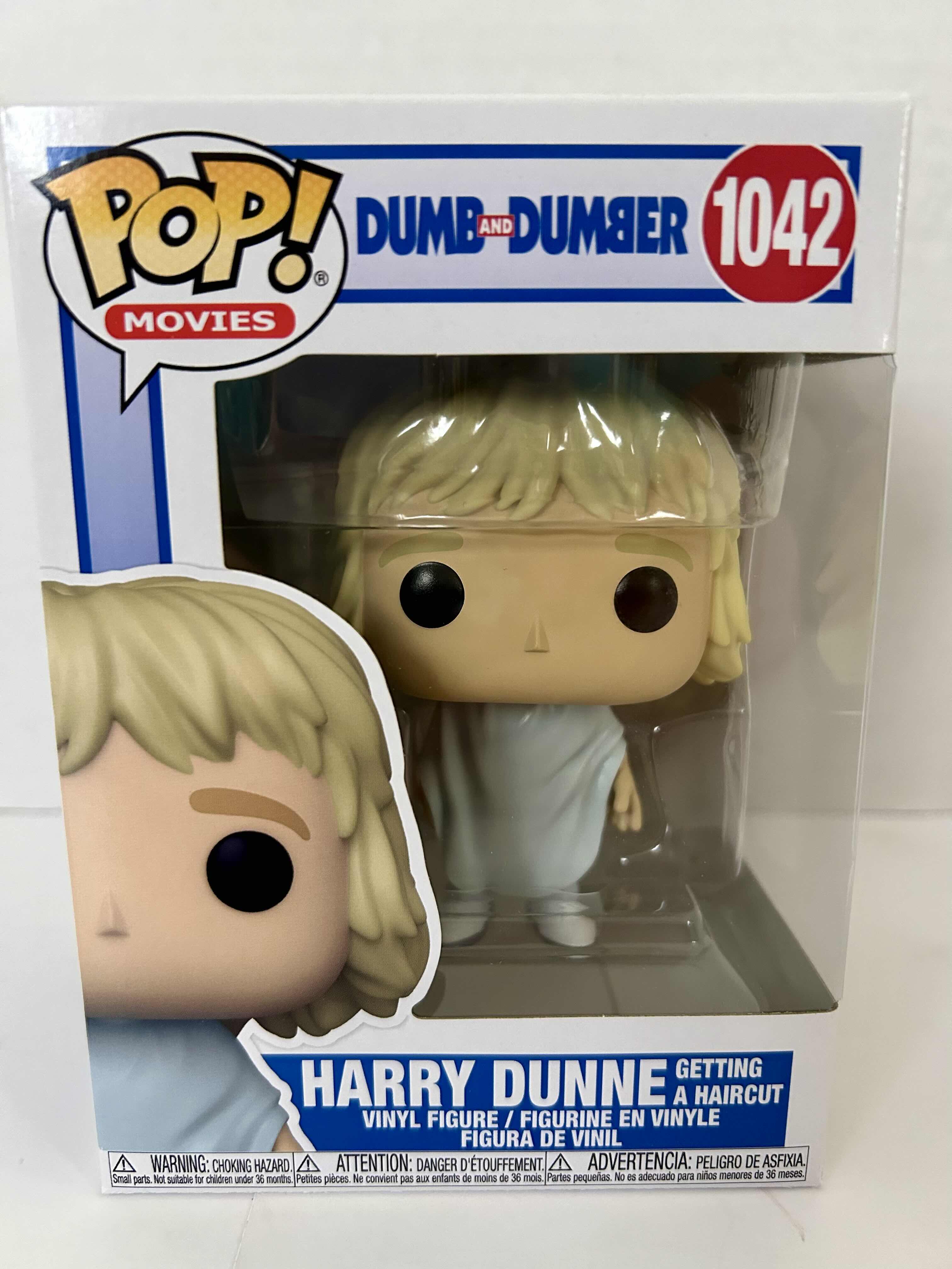 View 1 of FUNKO POP! DUMB & DUMBER: HARRY DUNNE GETTING A HAIRCUT #1042
6 PER CASE