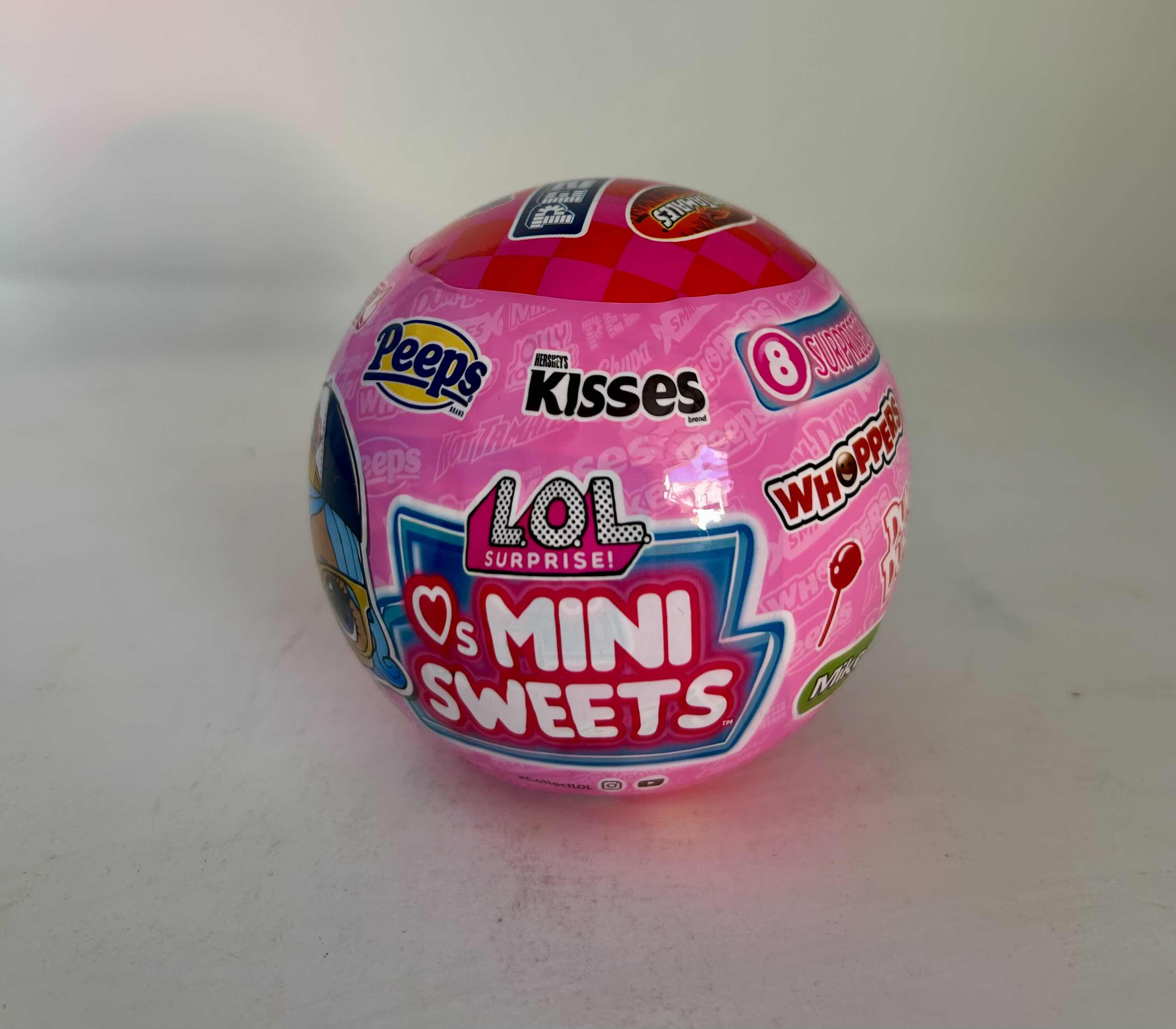 Photo 1 of BRAND NEW 7 - L.O.L SURPRISE! 6 L.O.L SURPRISE! MINI SWEETS DOLL, 1 L.O.L SURPRISE QUEENS DOLL