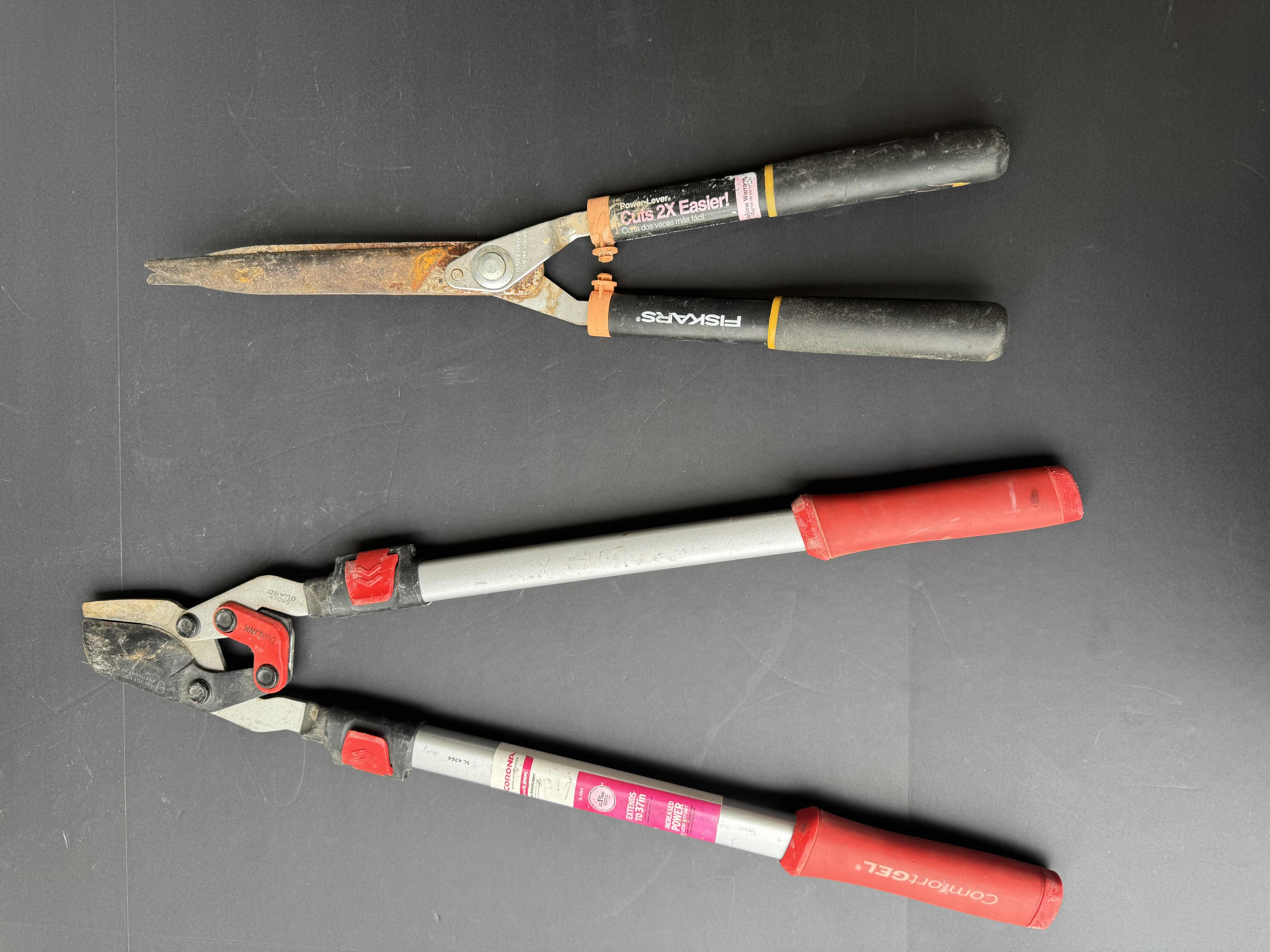 Photo 1 of CORONA DUAL LINK LIMB BRANCH LOOPER AND FISKARS POWER LEVER EXTENDABLE HEDGE SHEARS, GARDEN OUTDOORS