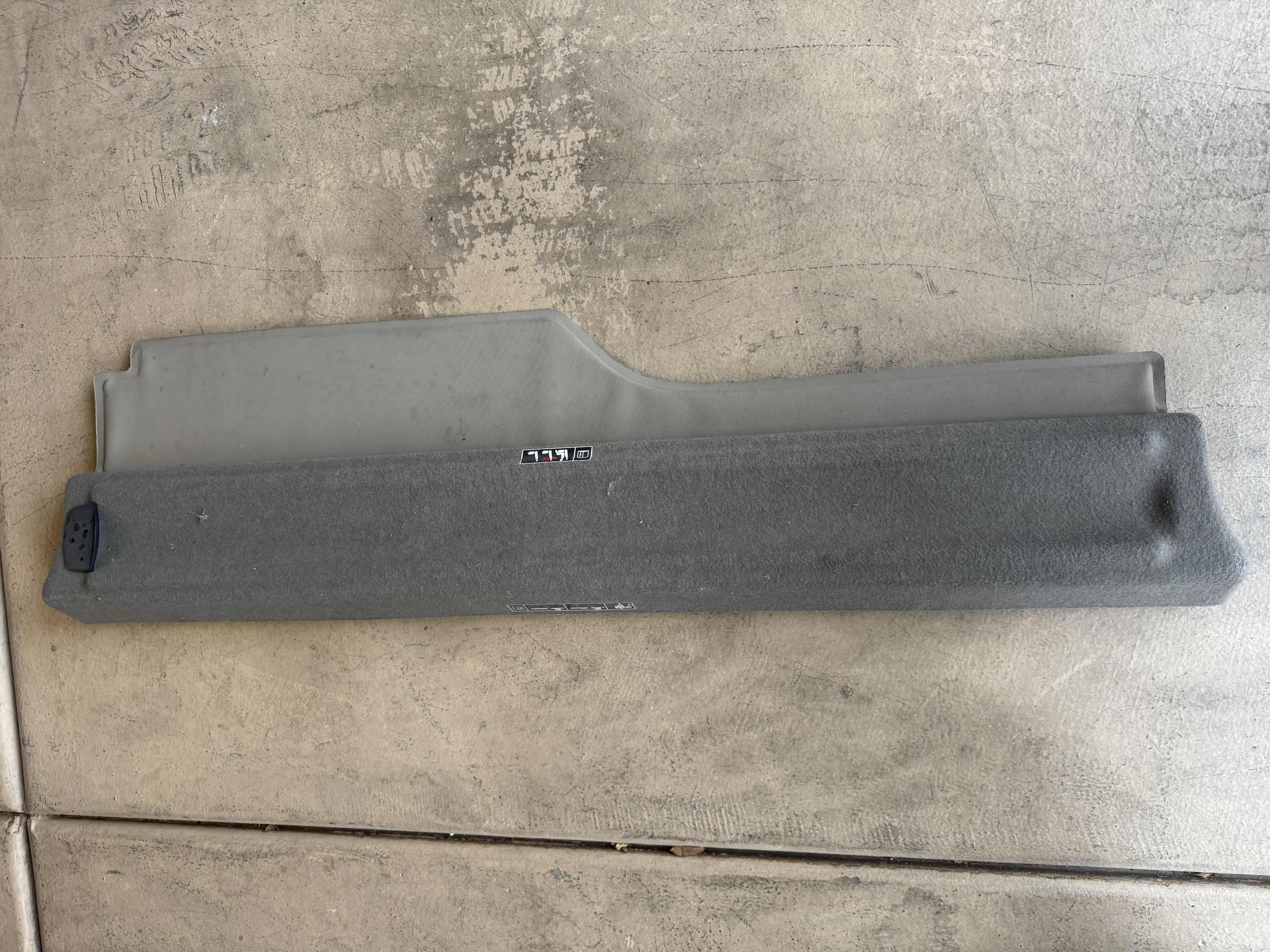 Photo 1 of 2010 LANDROVER RANGE ROVER TRUNK CARGO COVER