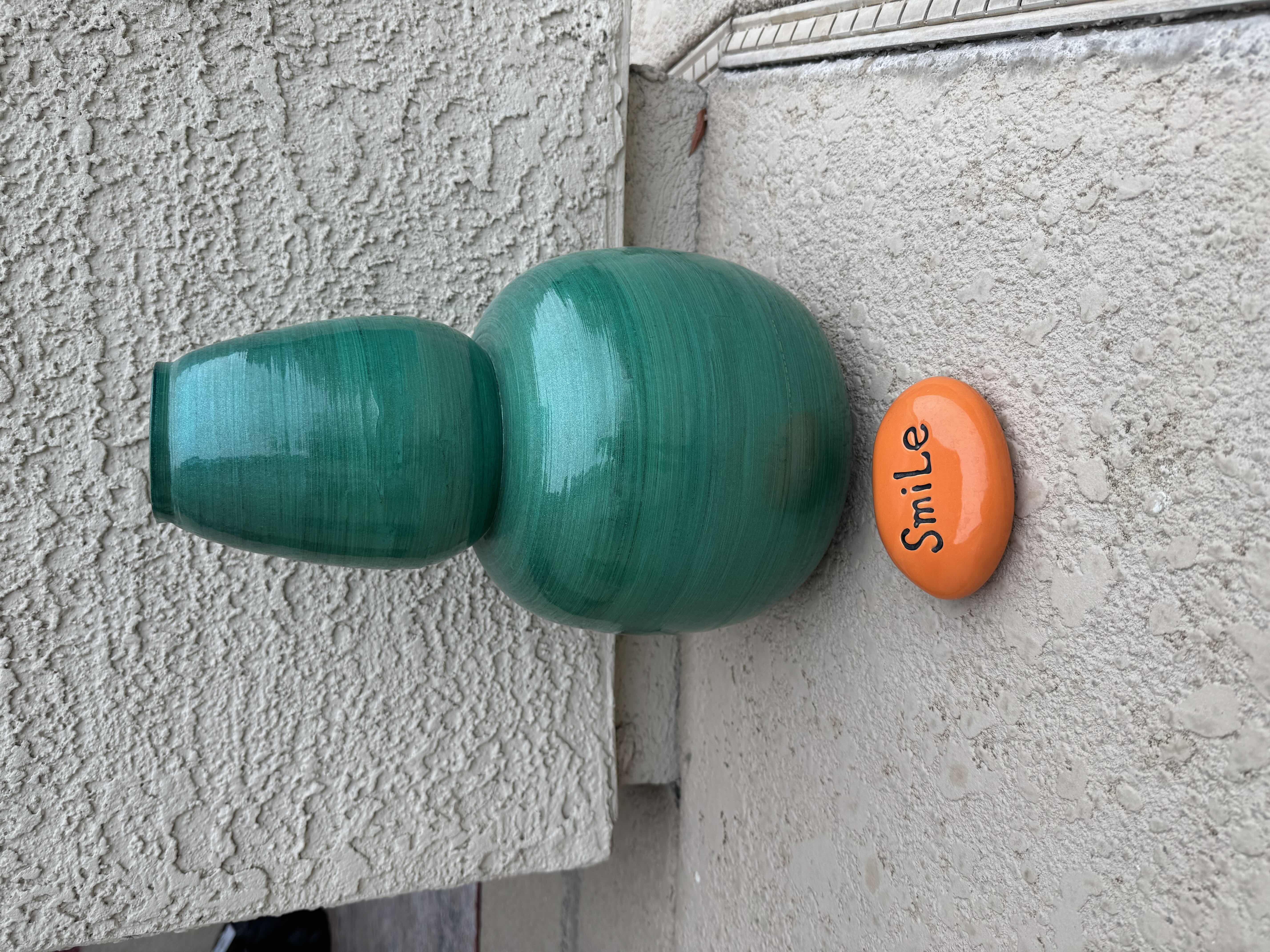 Photo 1 of 2 OUTDOOR ITEMS: VASE H 16”