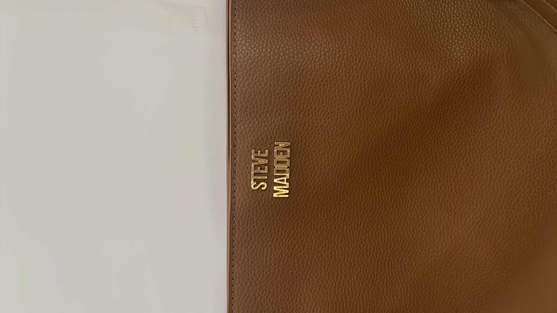 Photo 1 of DESIGNER STEVE MADDEN BROWN LEATHER HANDBAG/ PURSE.