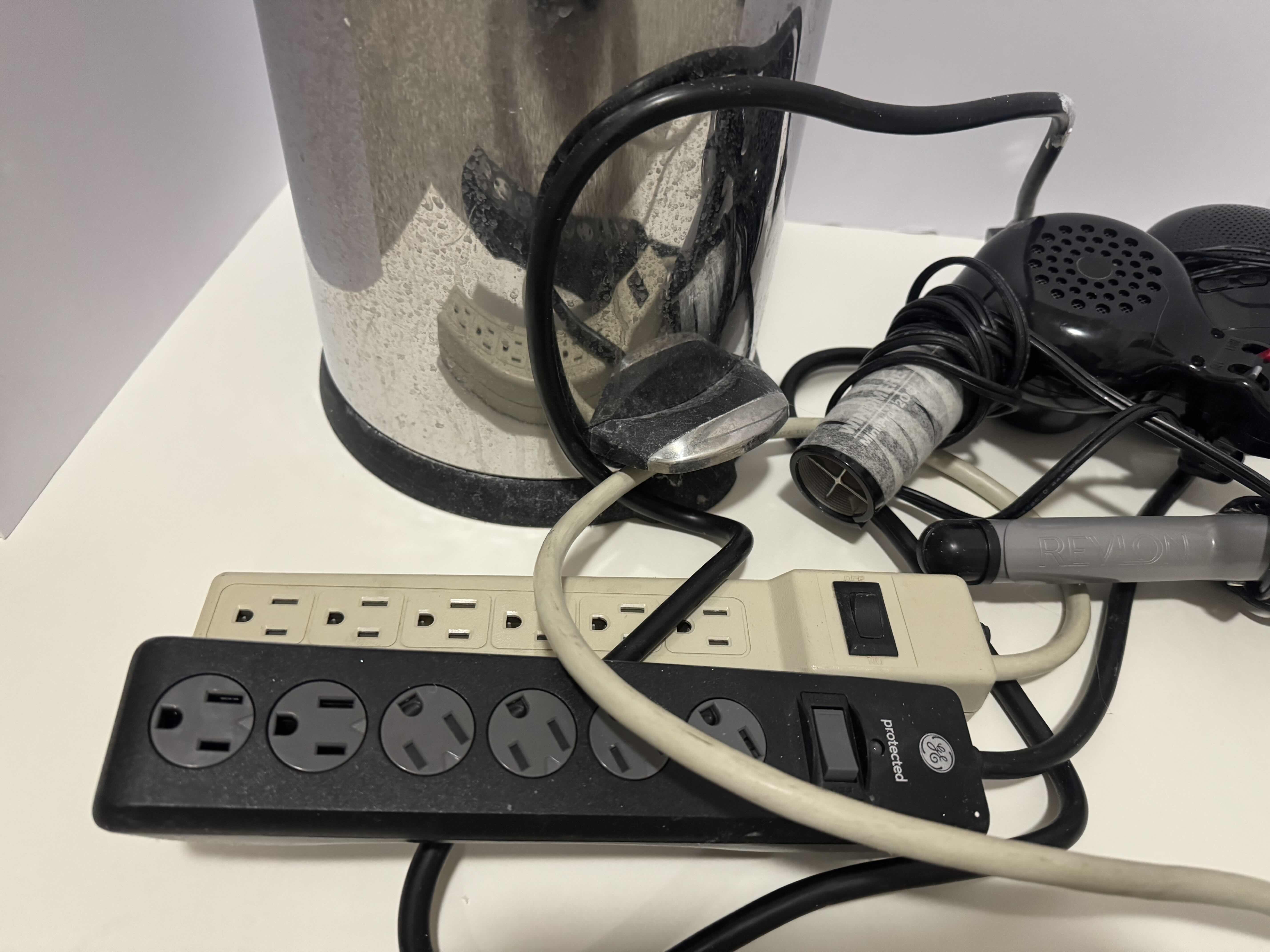 Photo 1 of TRASH CAN