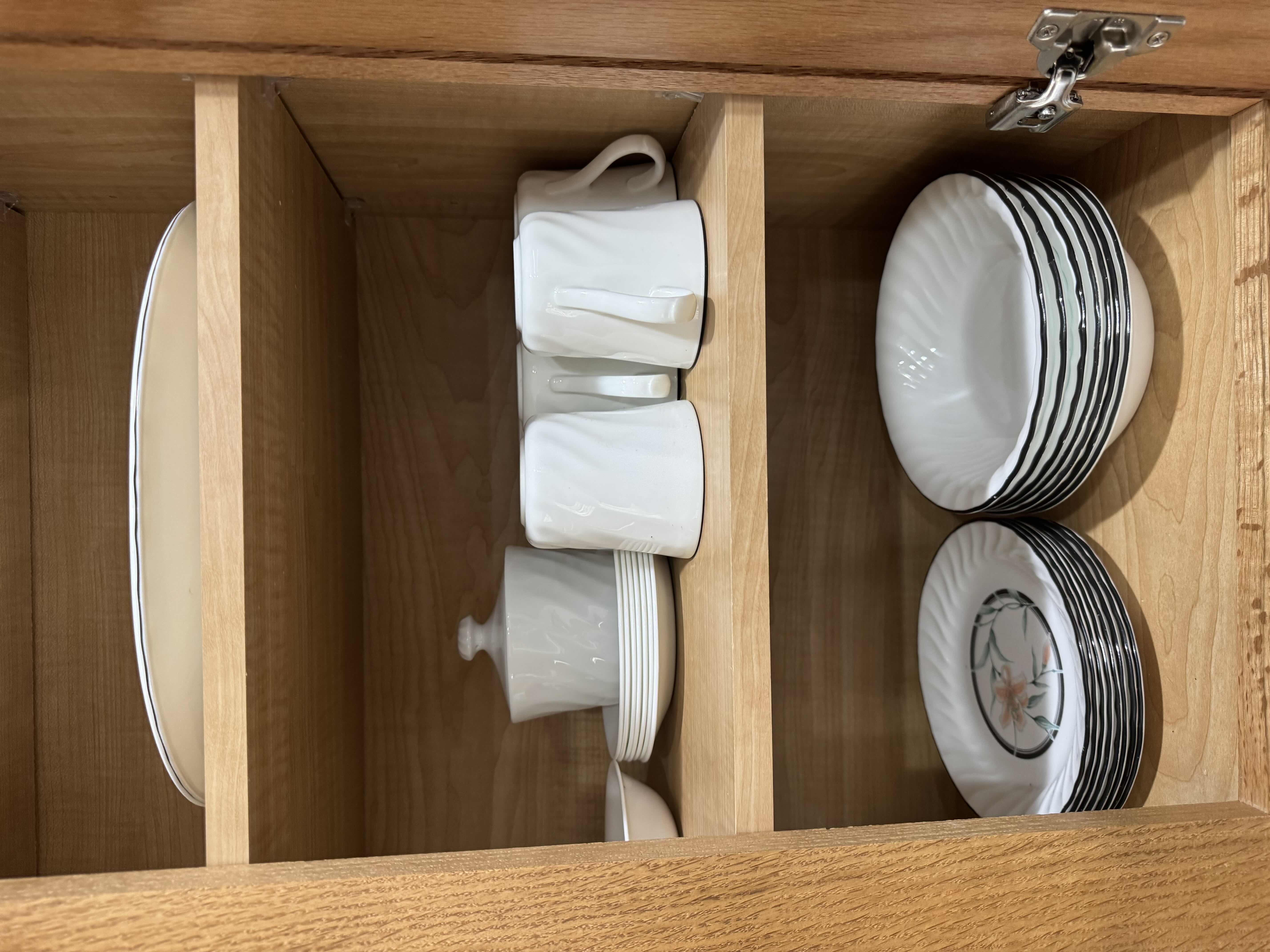 Photo 1 of CONTENTS OF CABINET, DINNER WARE