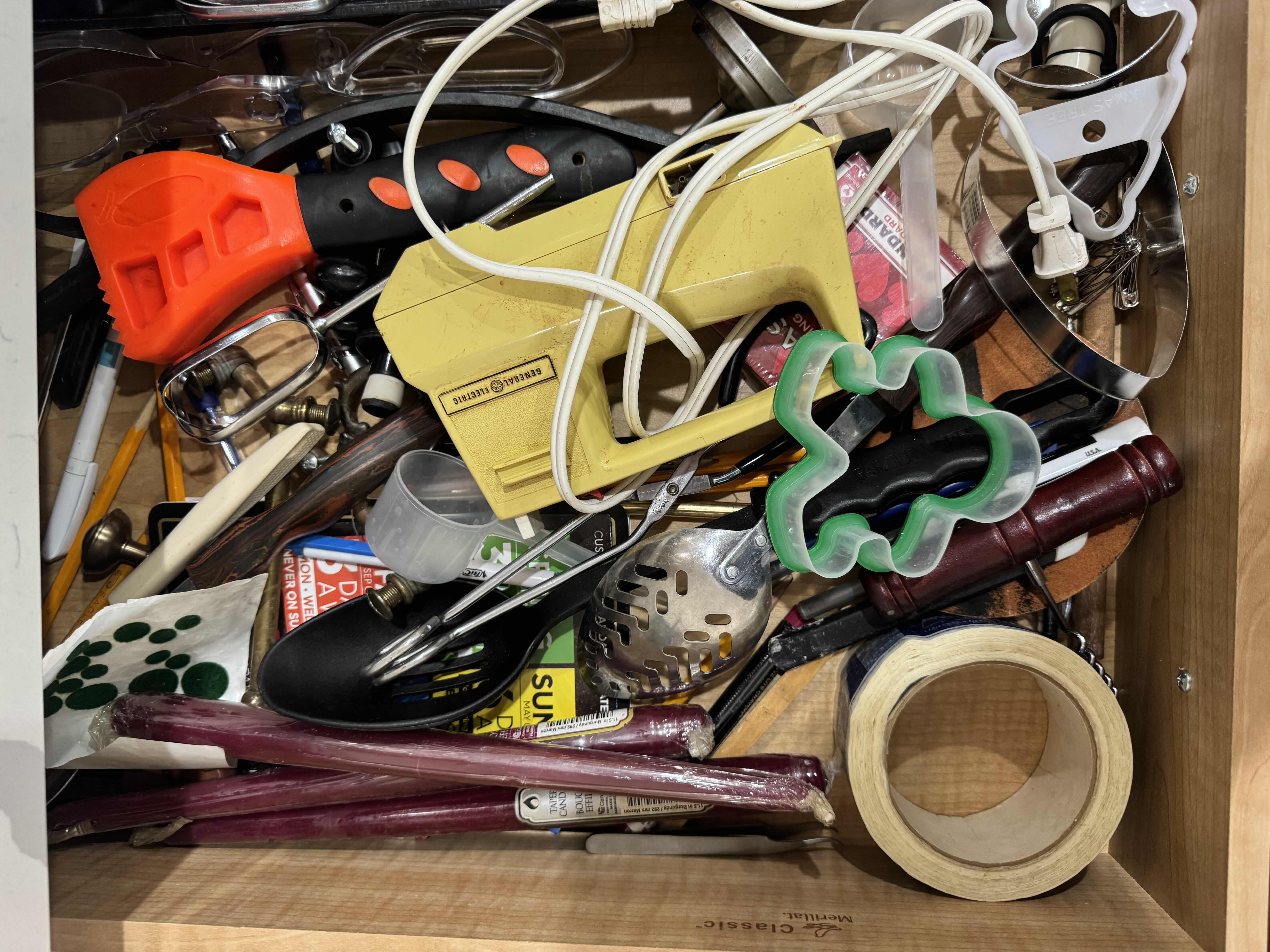 Photo 1 of CONTENTS OF MISC ITEMS DRAWER