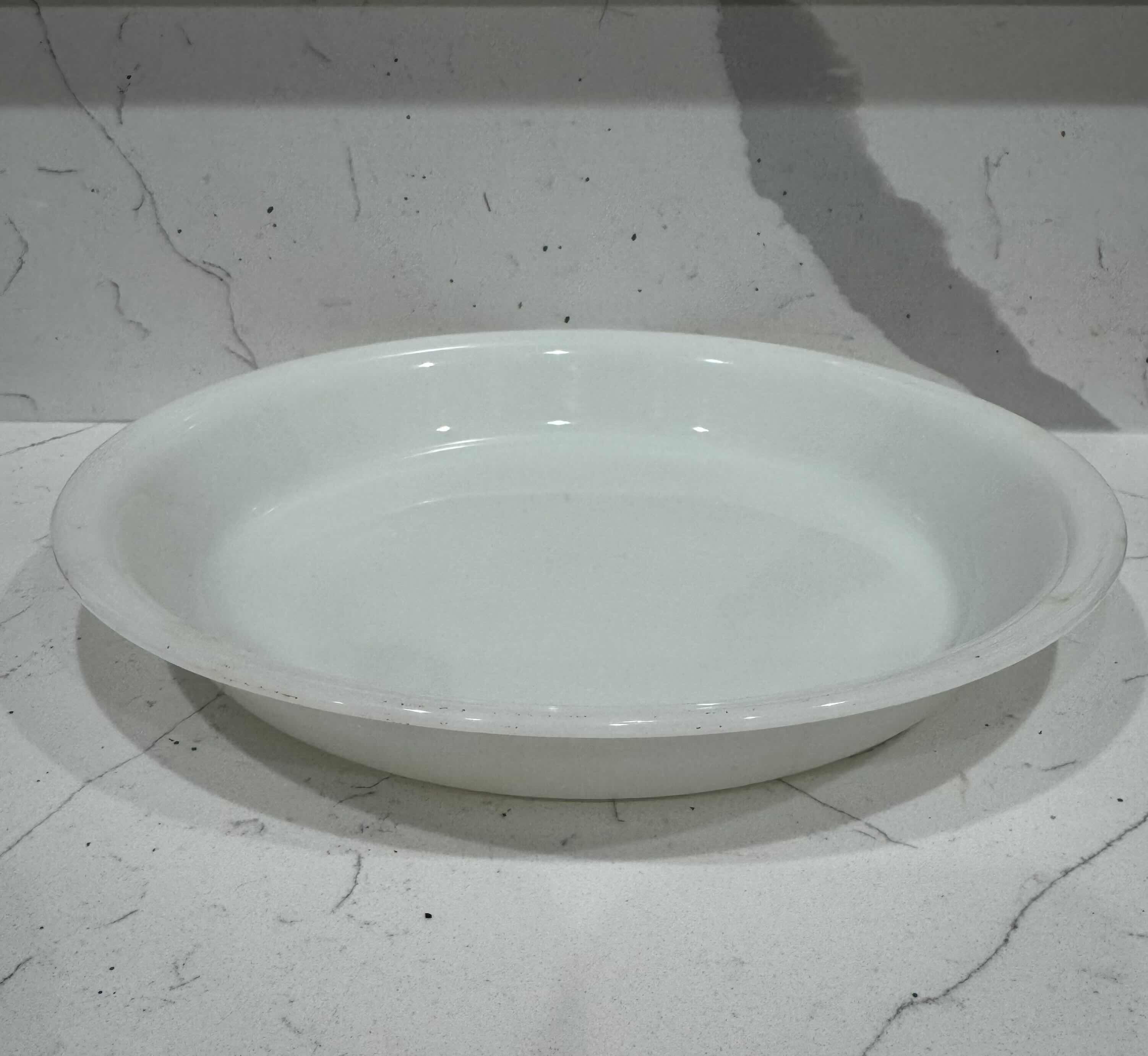 Photo 1 of VINTAGE PYREX PLATE FOR OVEN, WHITE 10”D