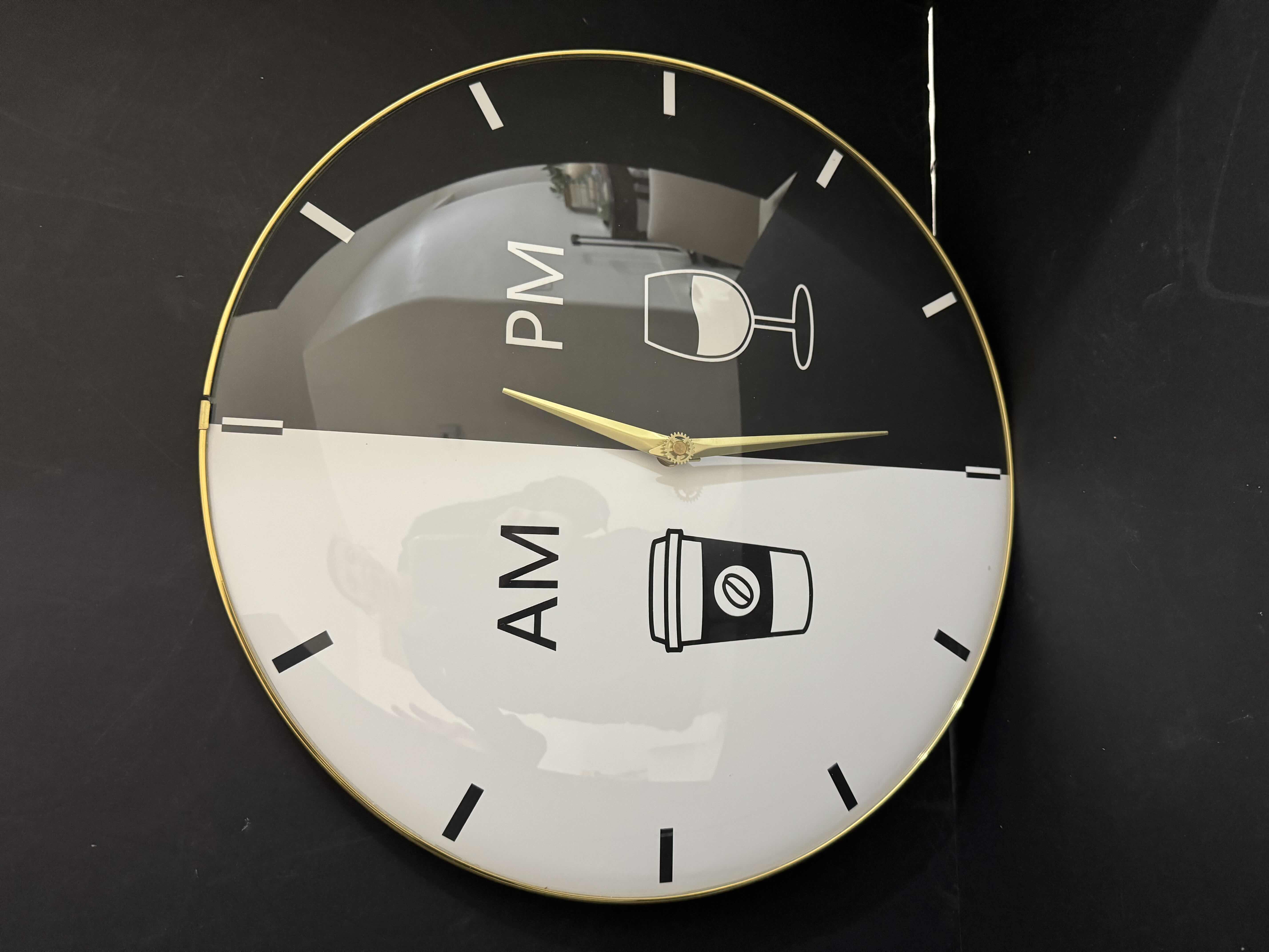 Photo 1 of CLOCK 16”